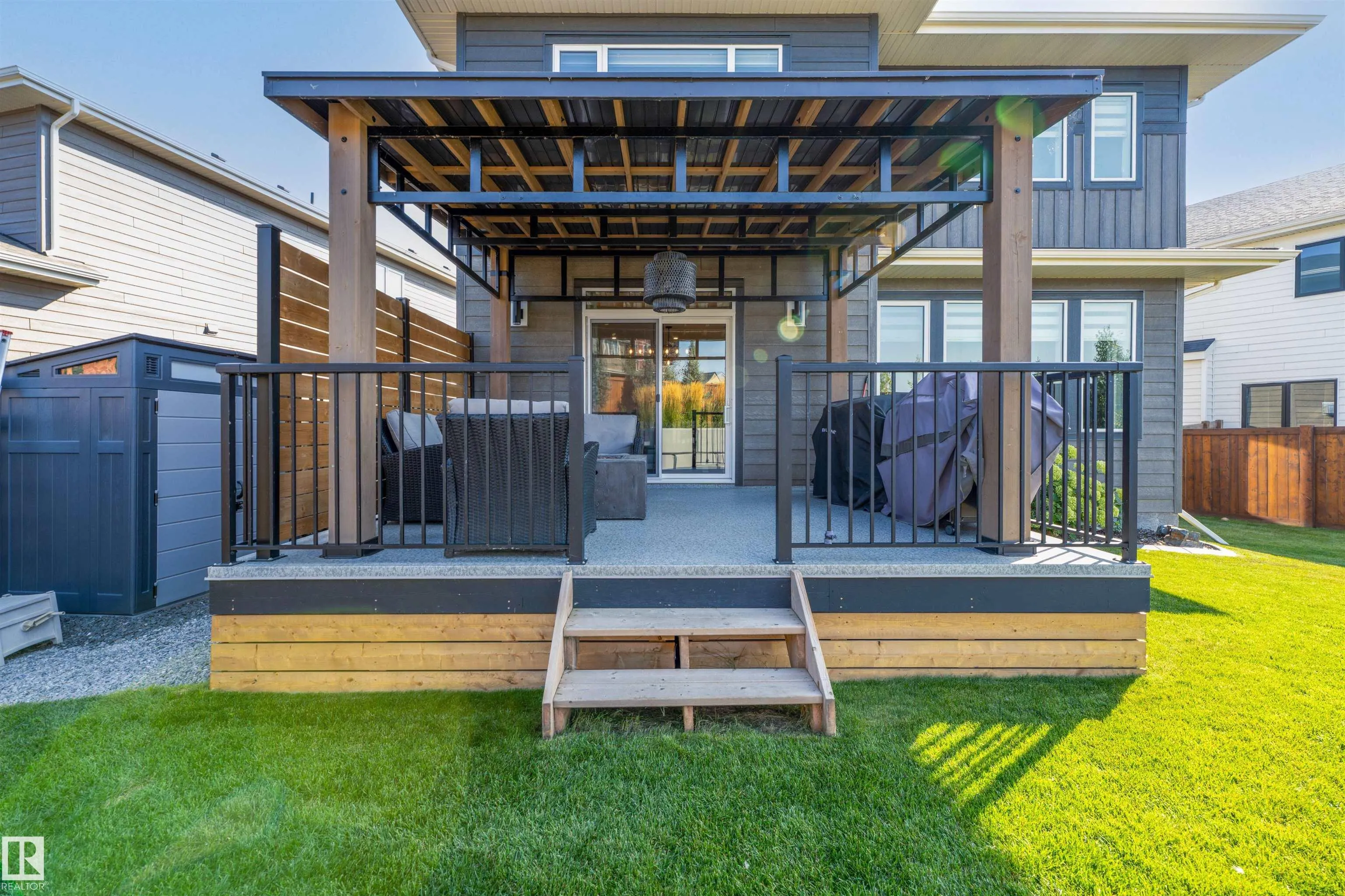 52 ROBERGE Close