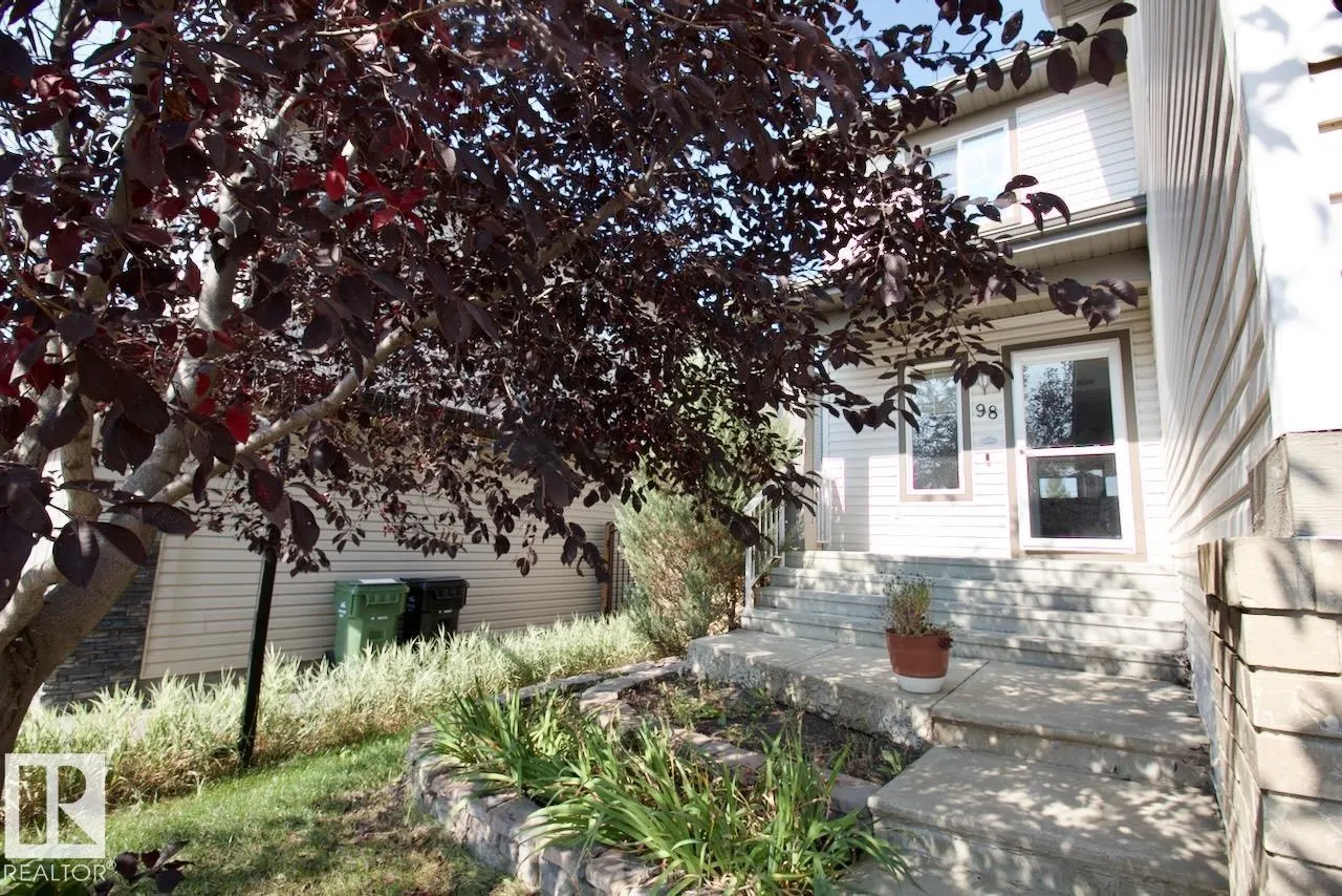 98 WALTERS Place