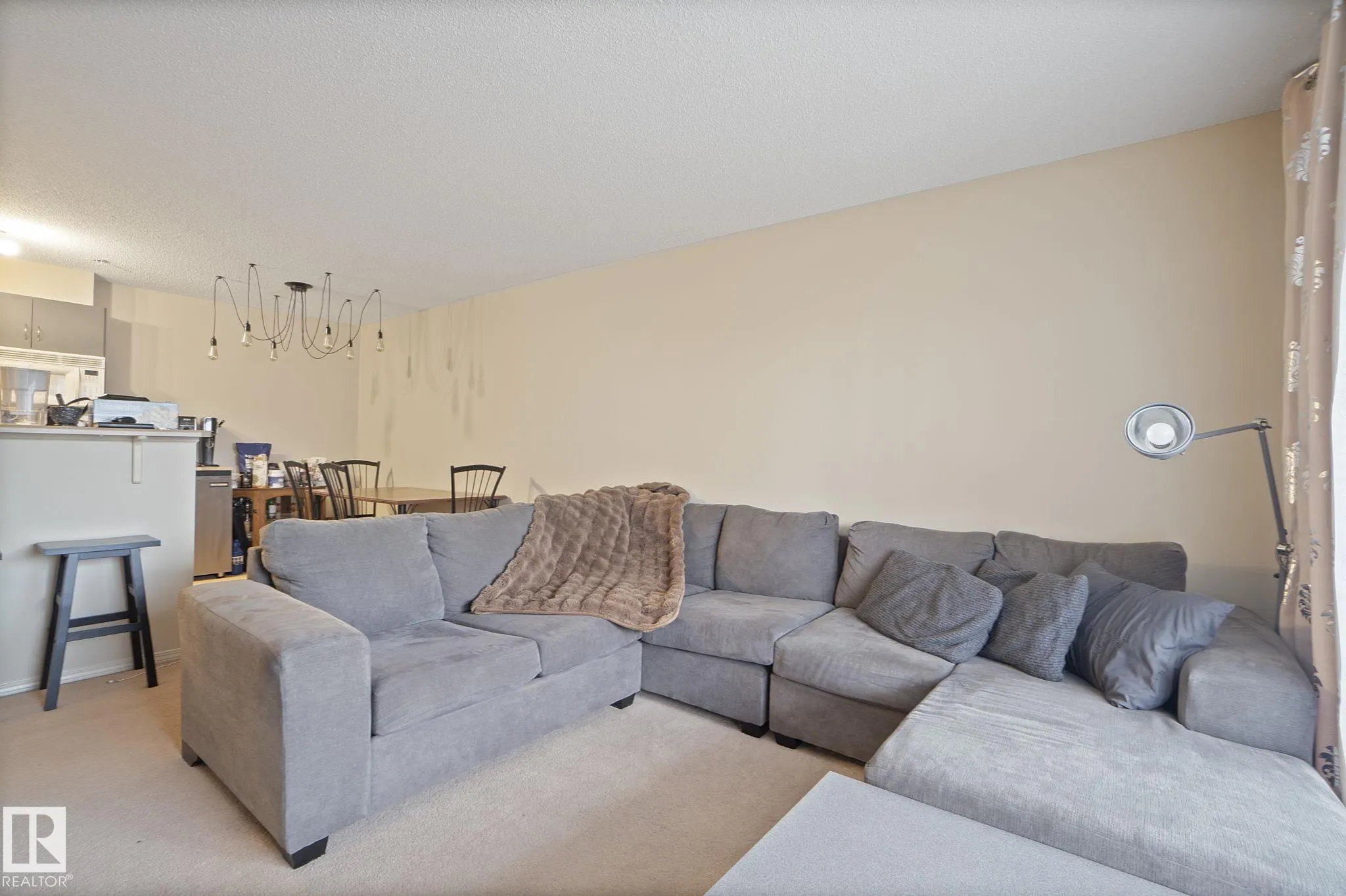 17011 67 Avenue