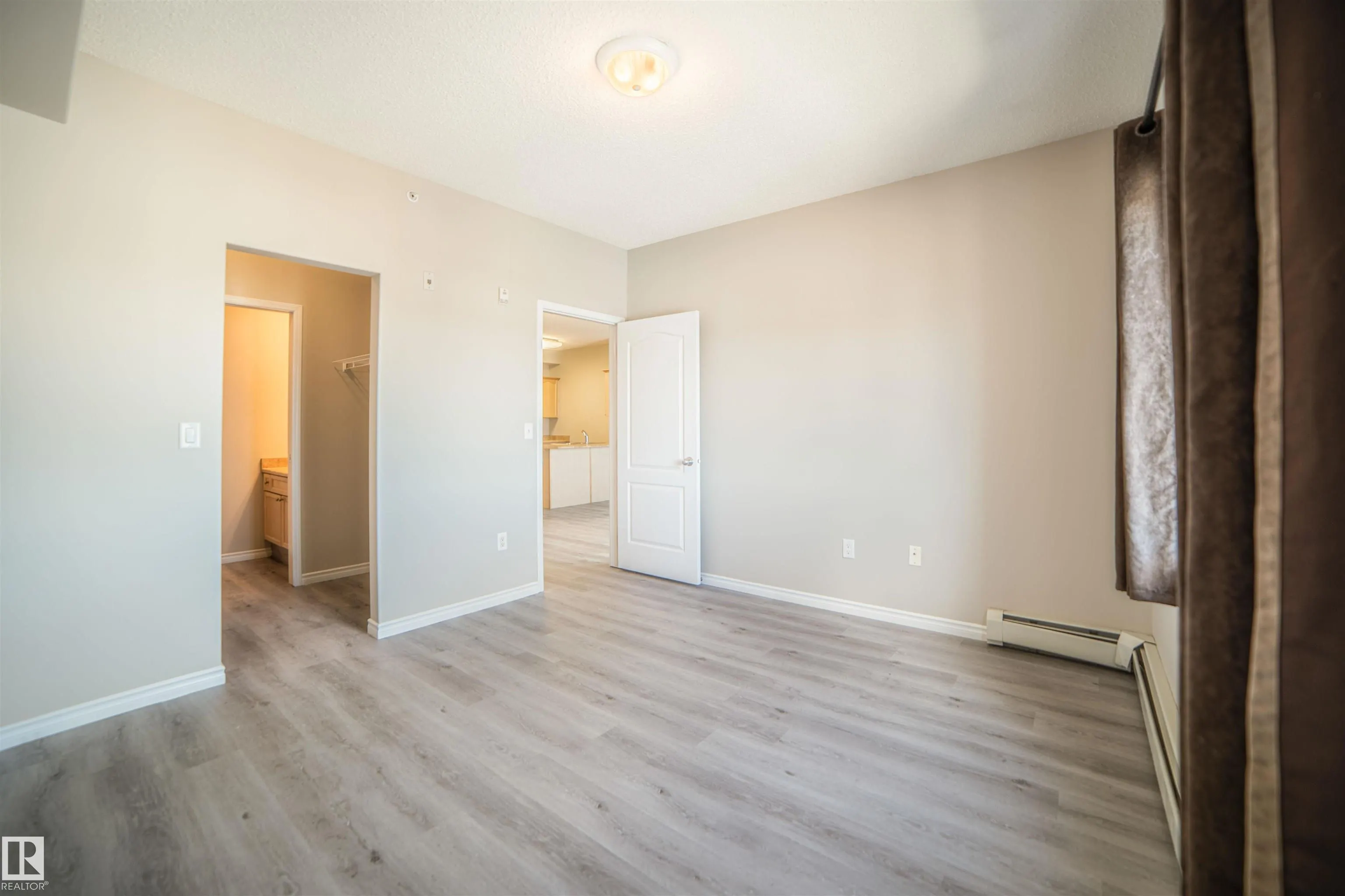 16807 100 Avenue