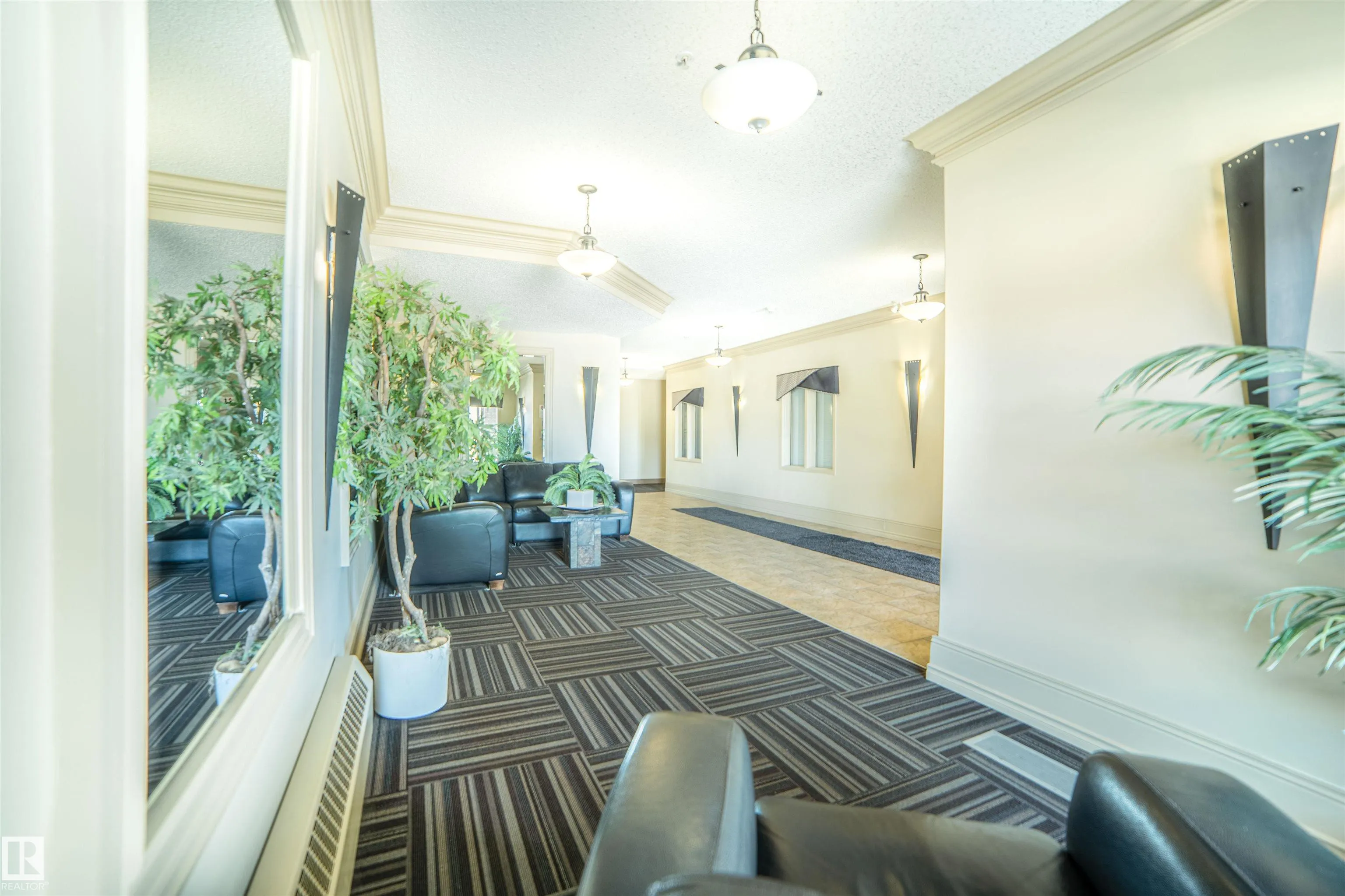16807 100 Avenue