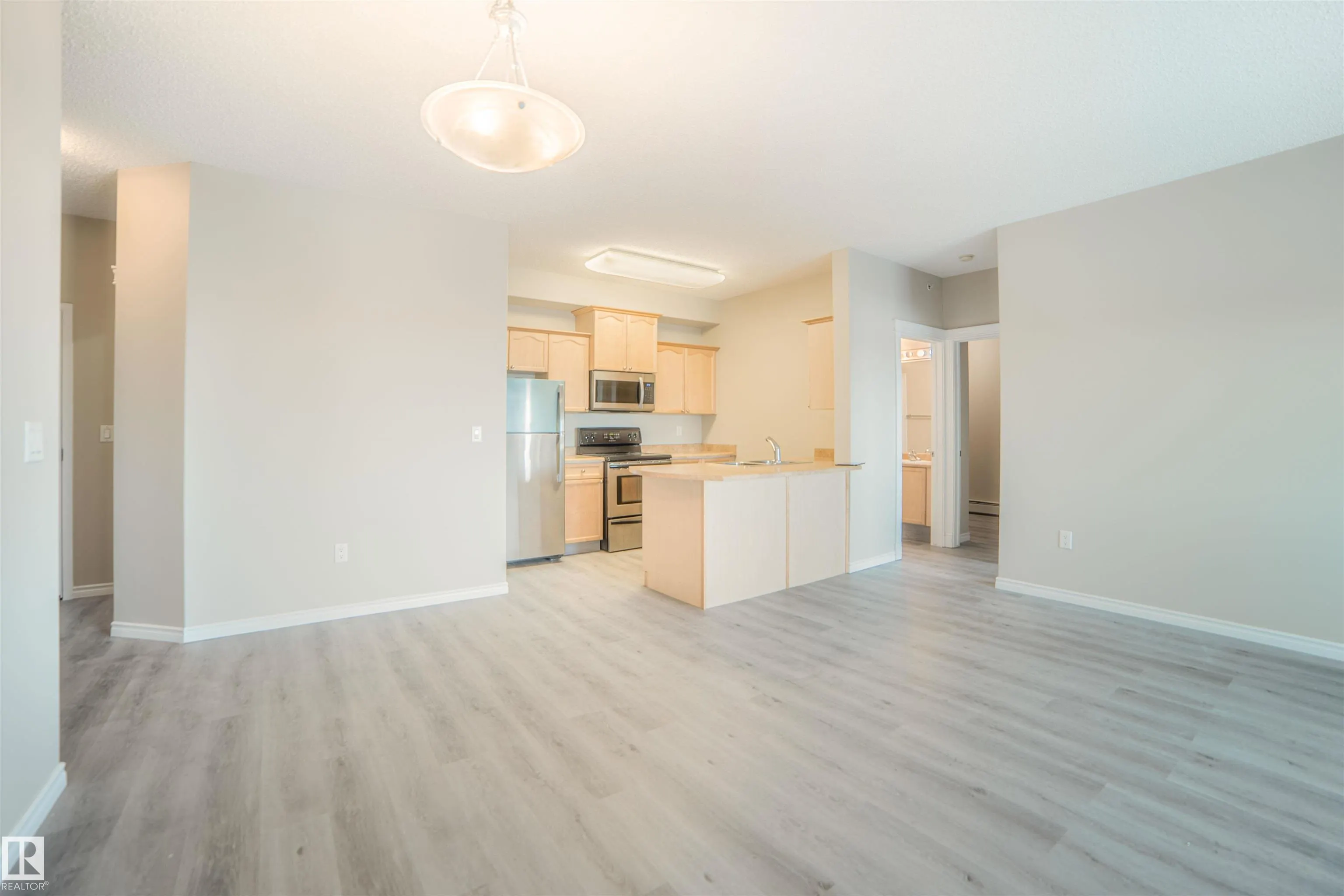 16807 100 Avenue