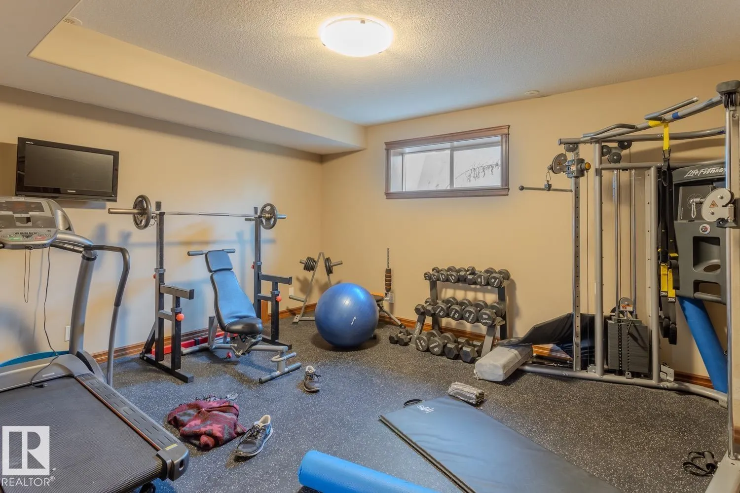 27510 HWY 37