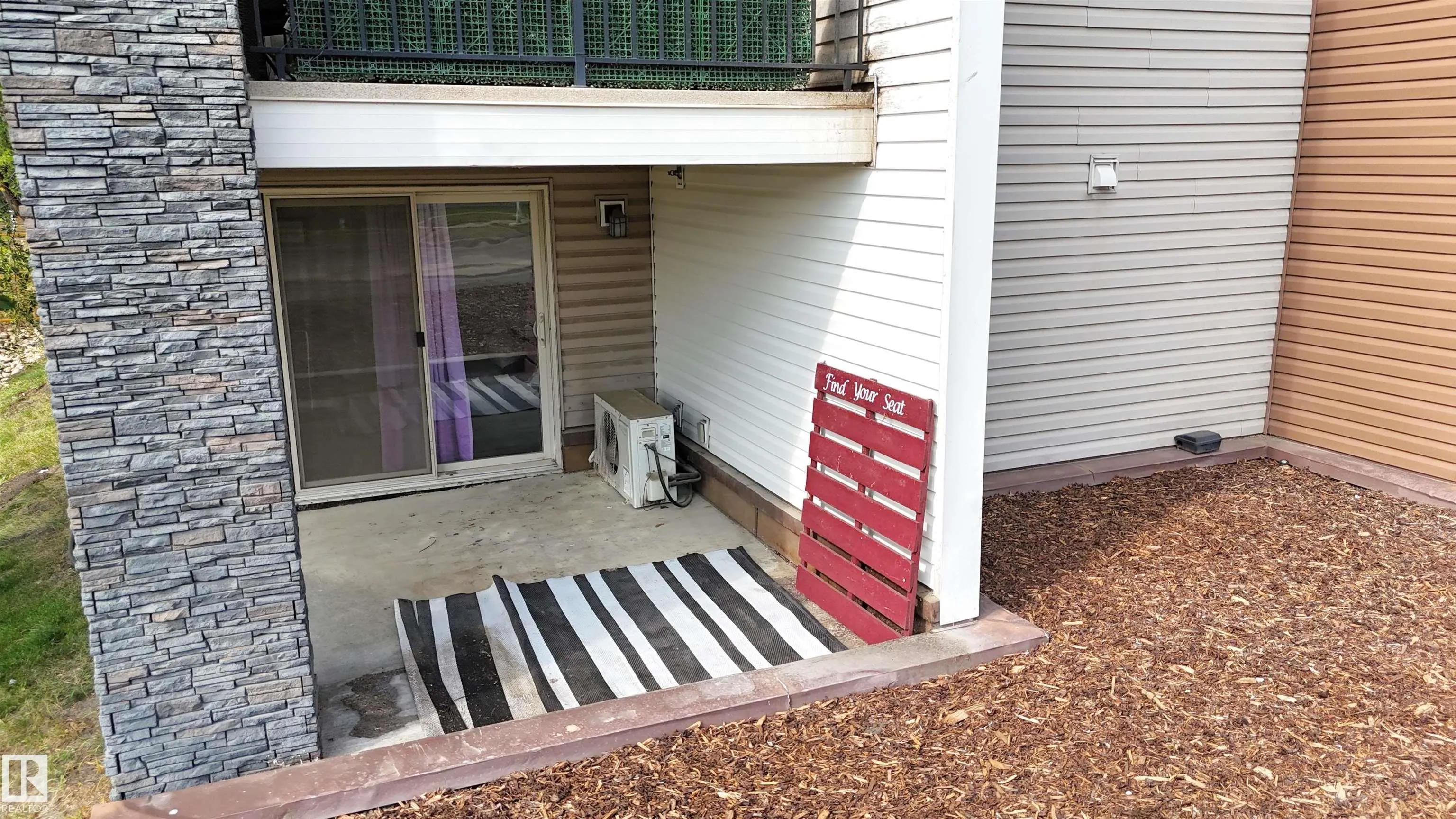 11803 22 Avenue