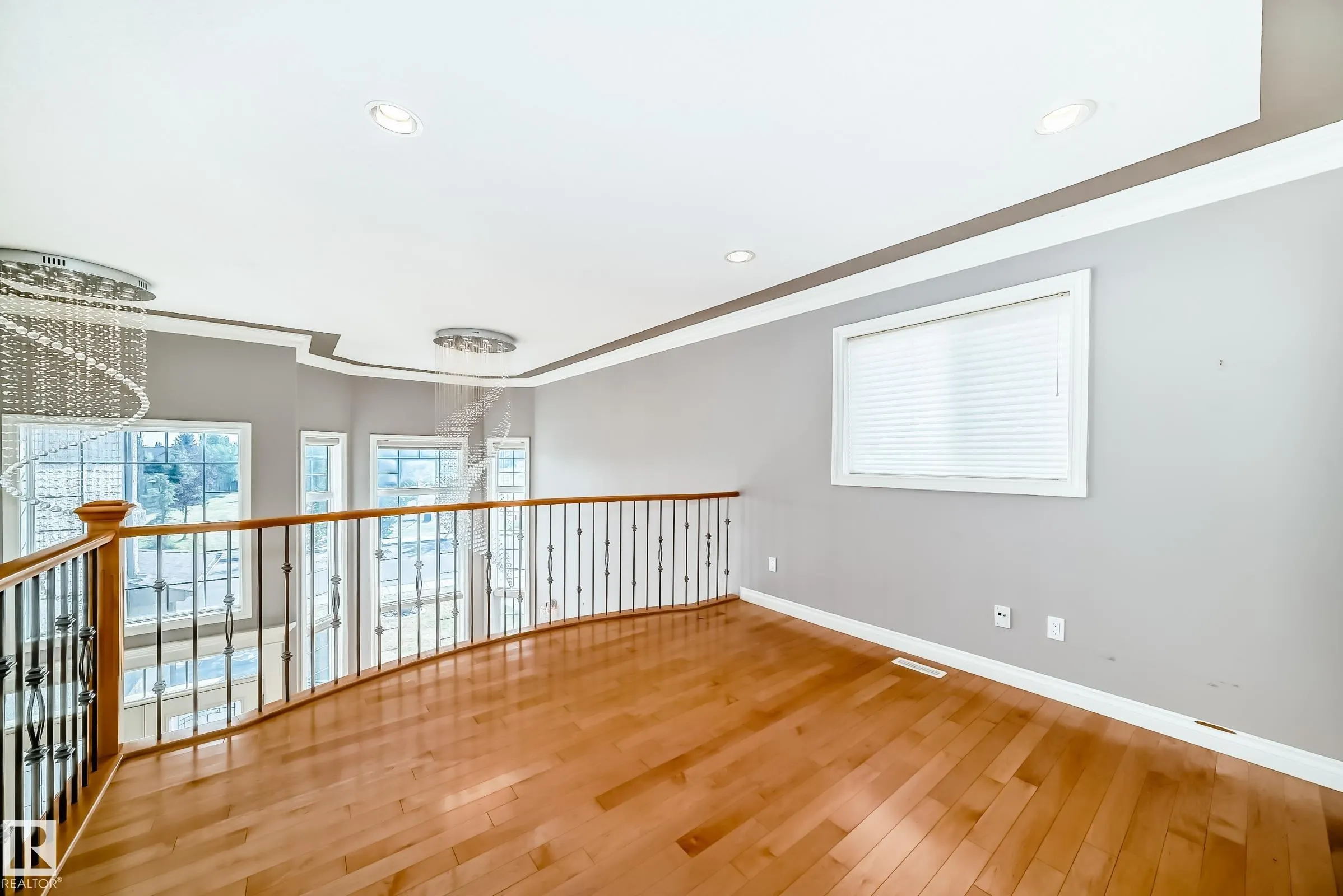 13608 160 Avenue