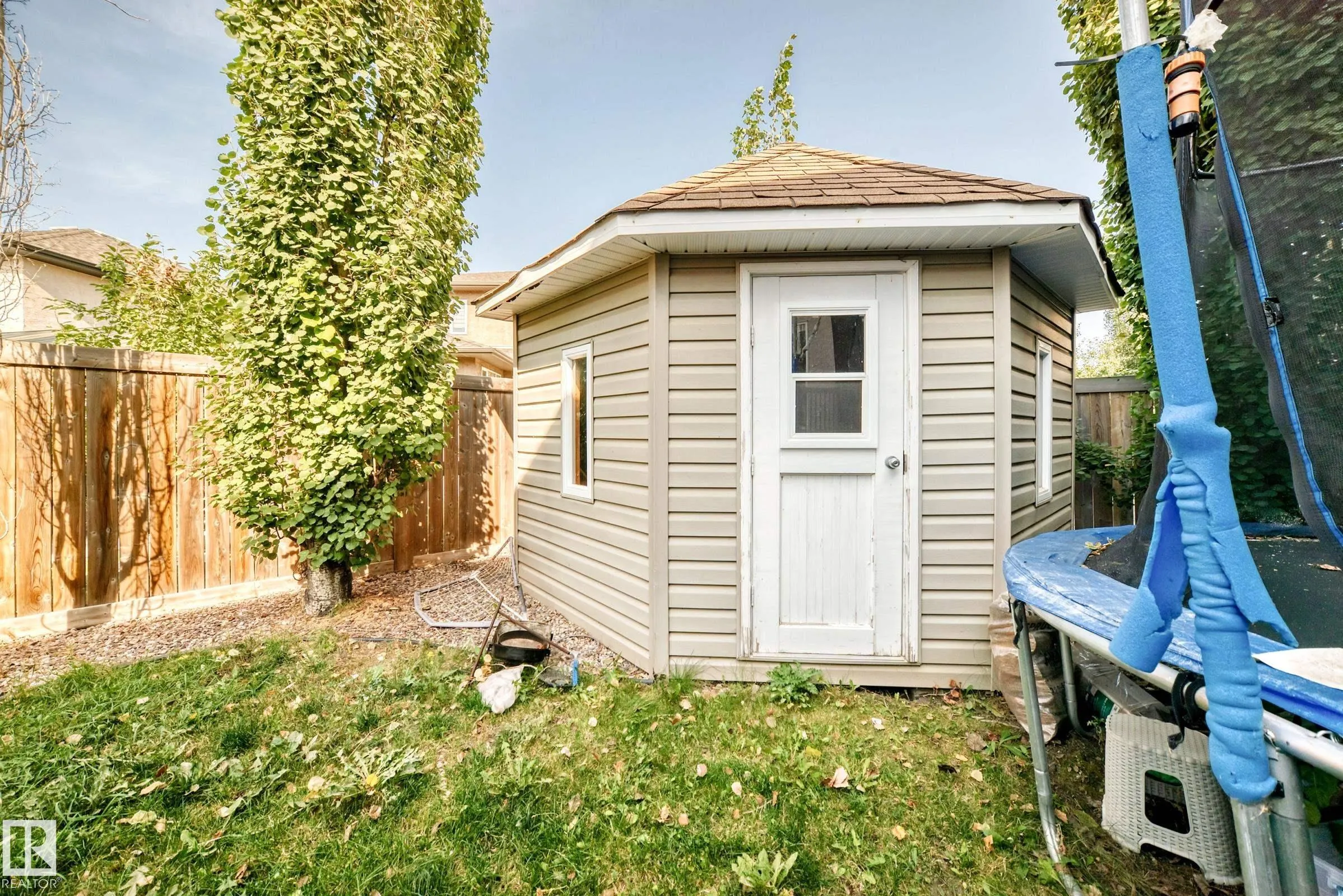 13608 160 Avenue