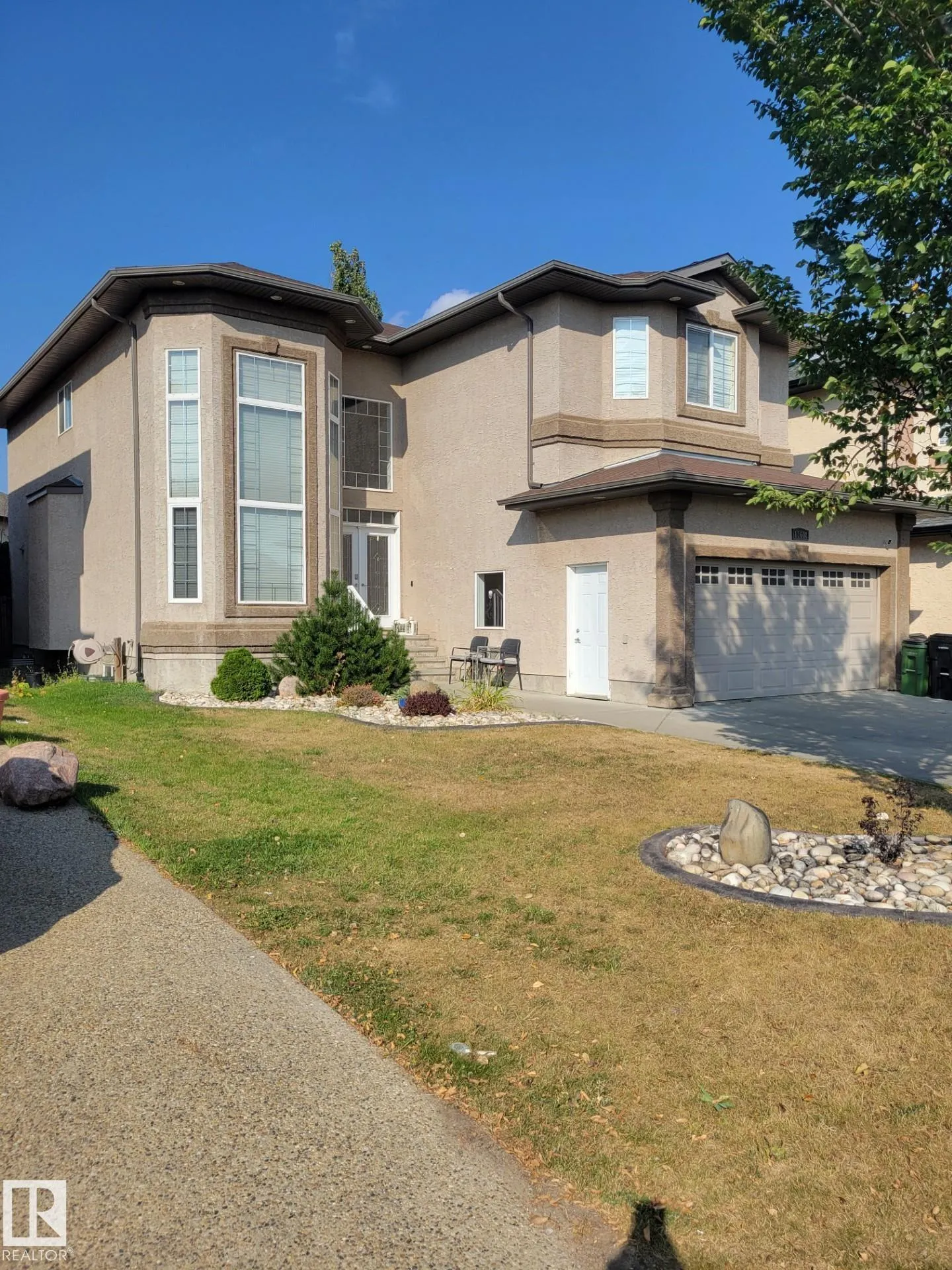 13608 160 Avenue