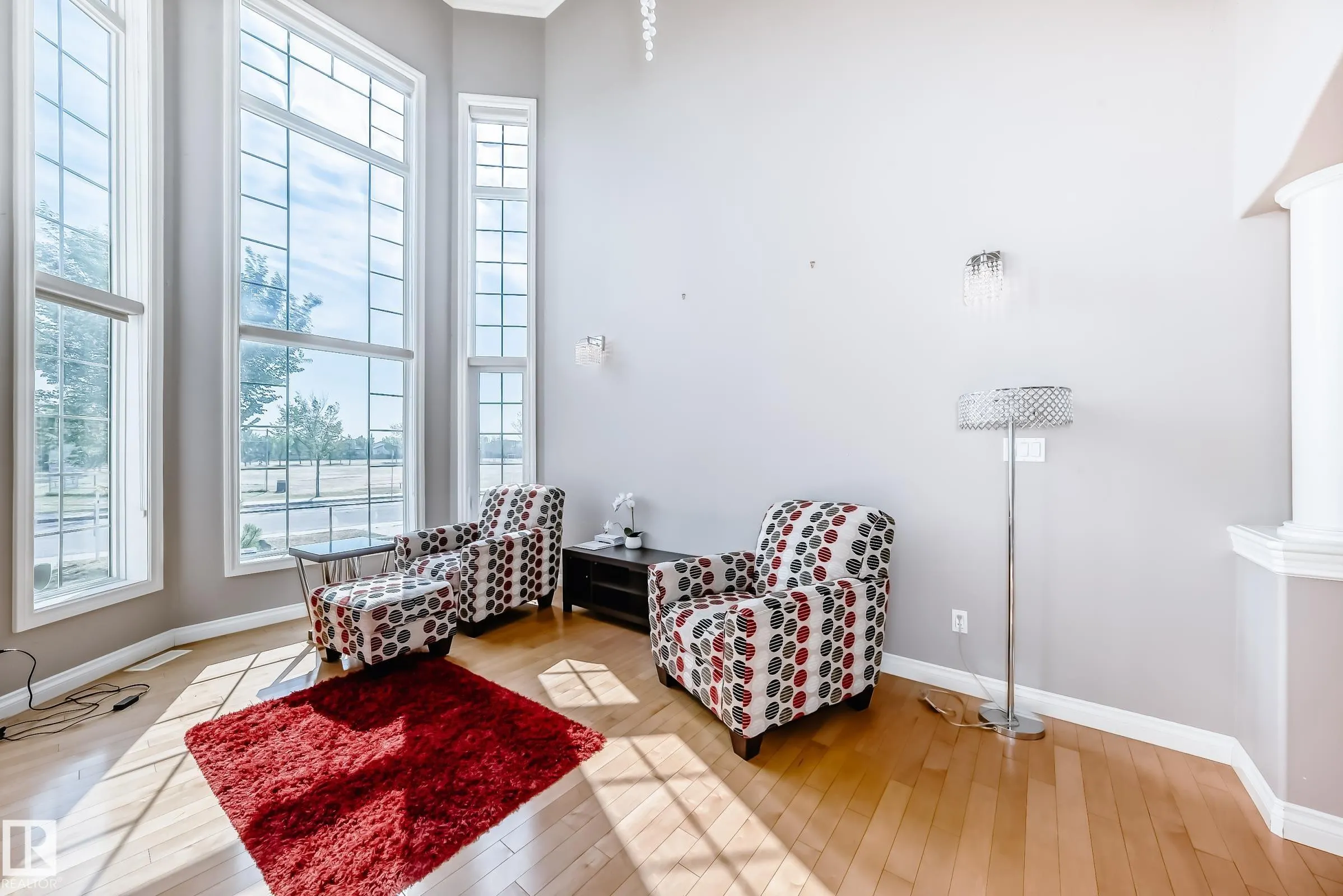 13608 160 Avenue