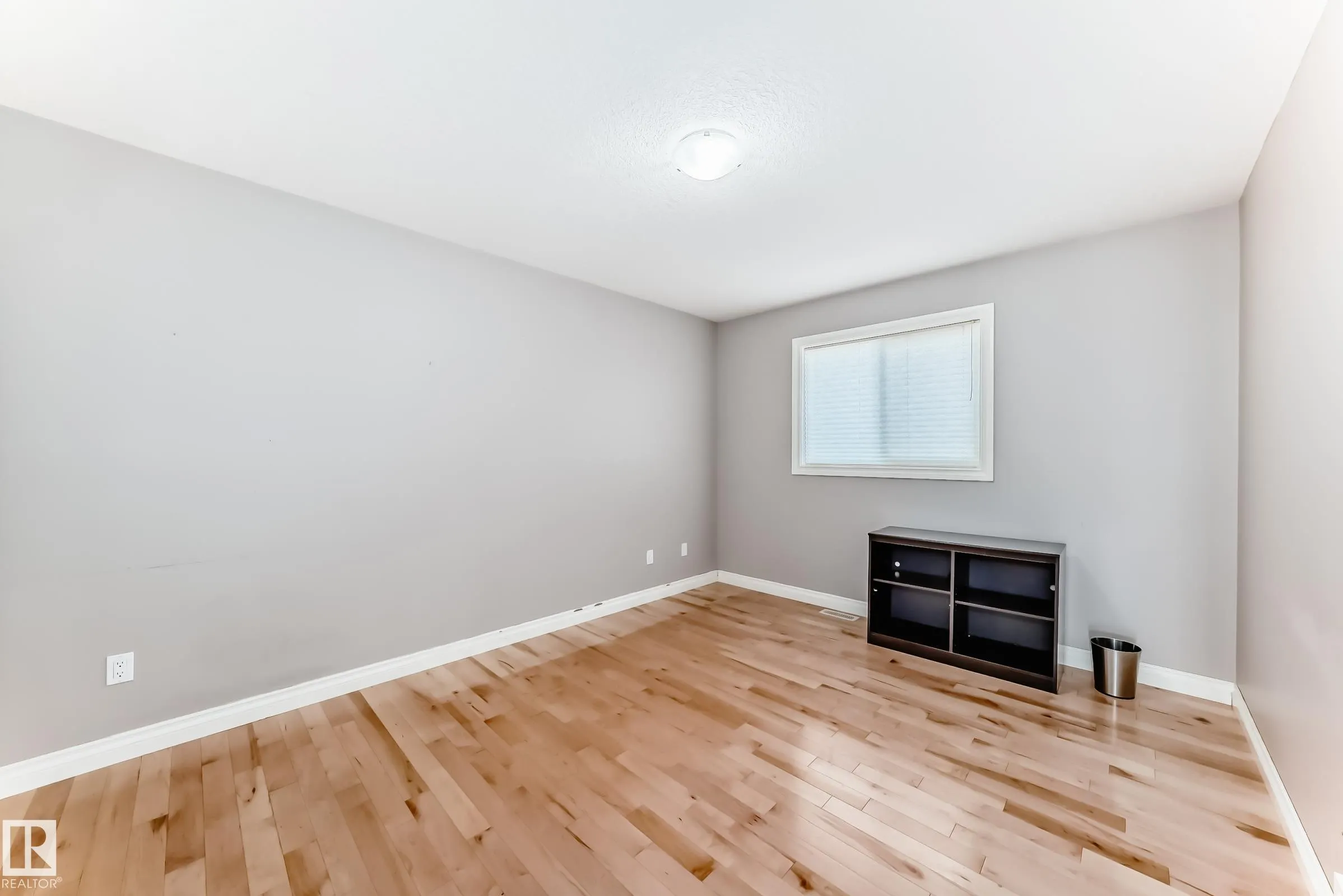 13608 160 Avenue