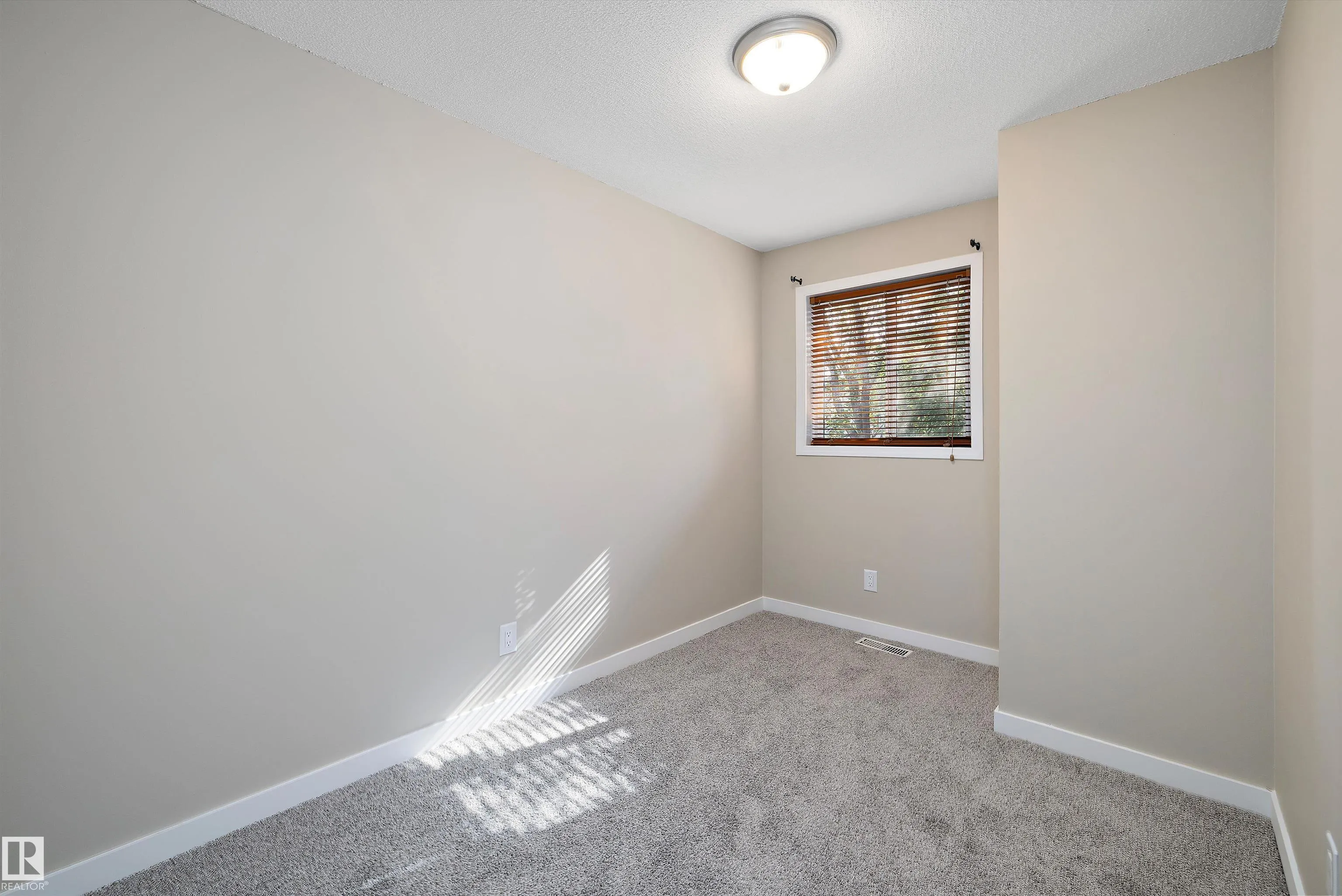25F MEADOWLARK Village