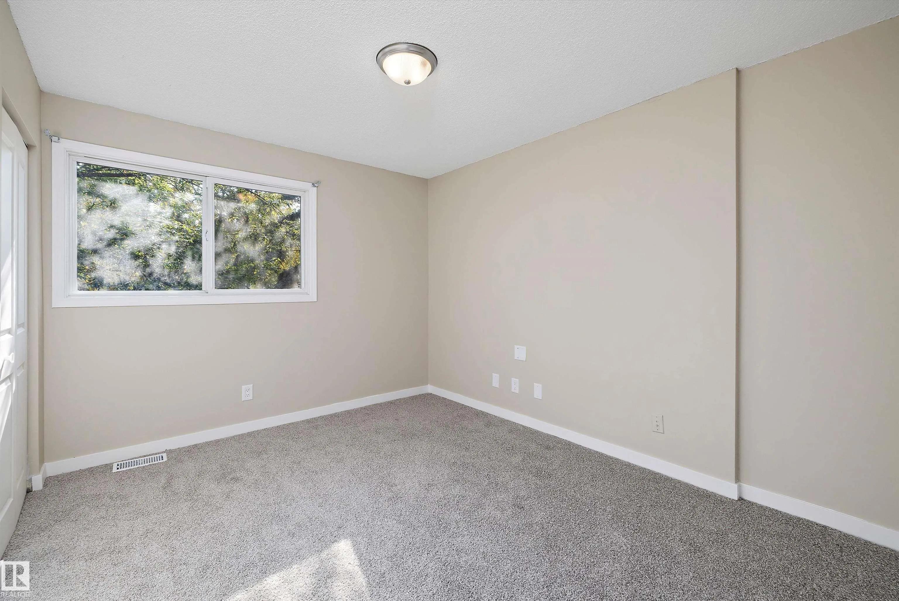 25F MEADOWLARK Village