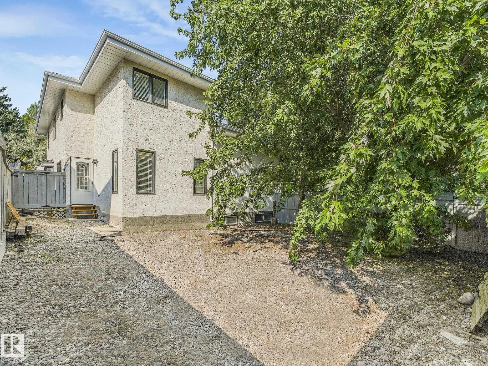 436 OLSEN Close