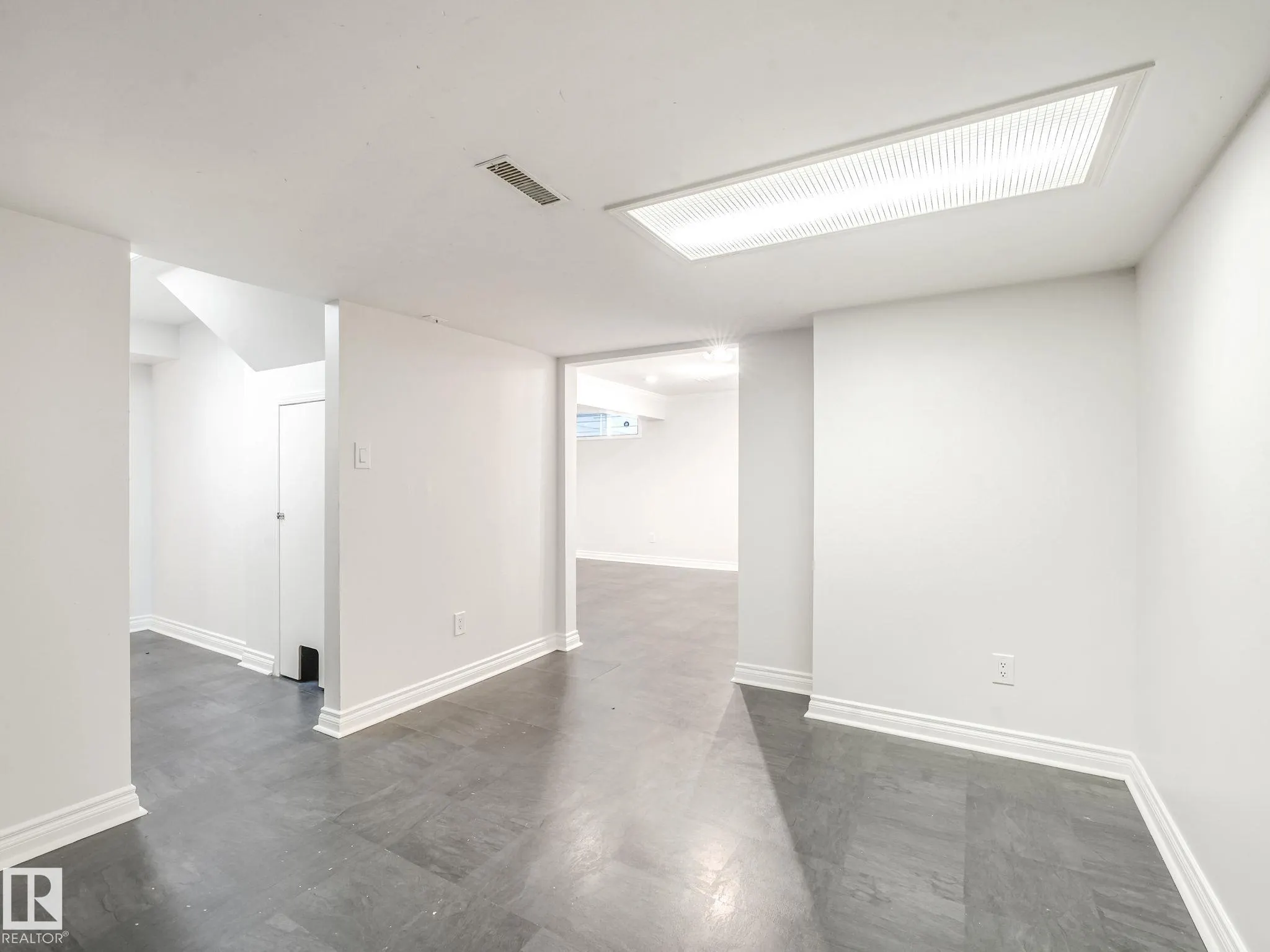 436 OLSEN Close