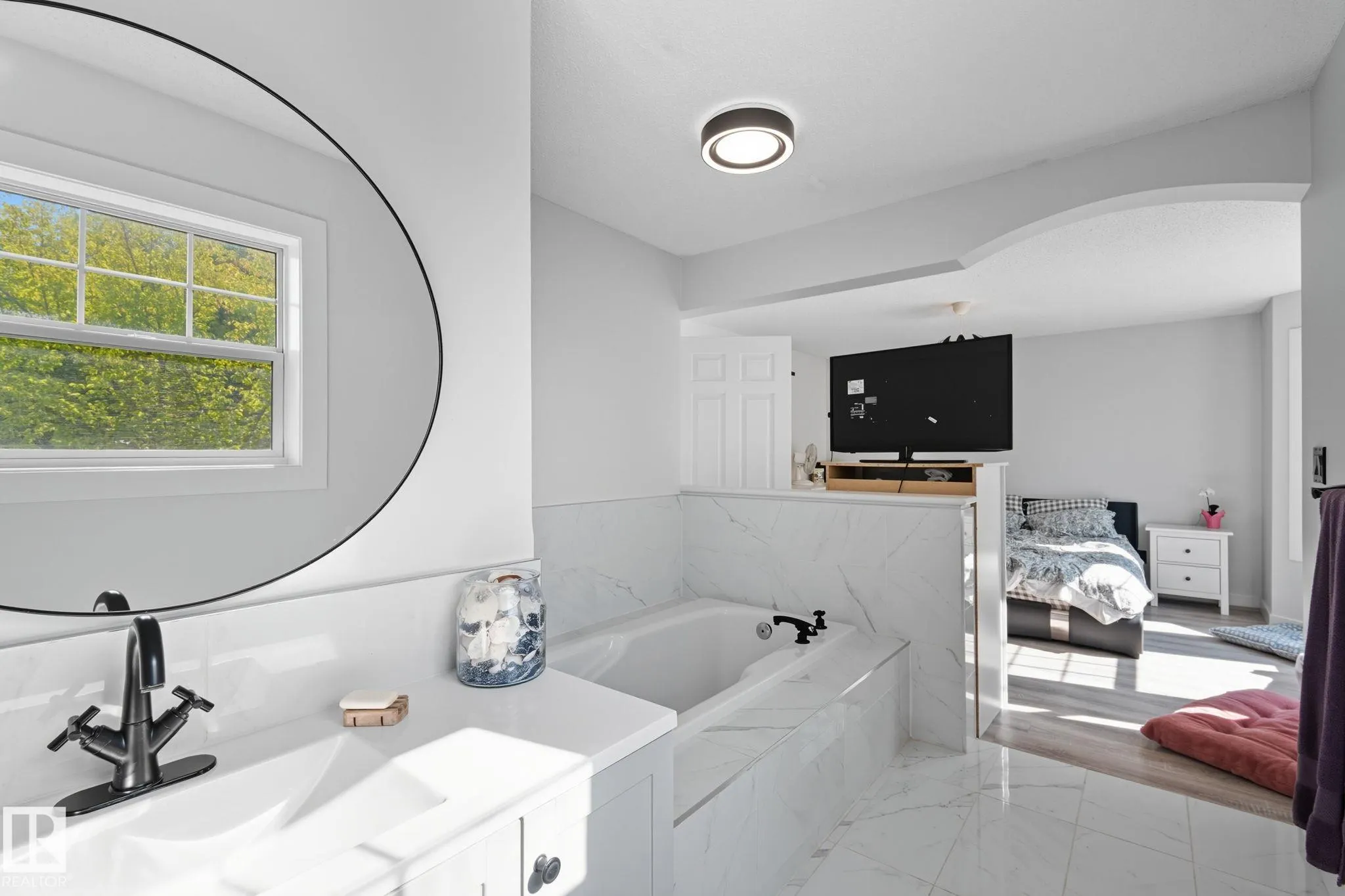 1986 Tomlinson Green