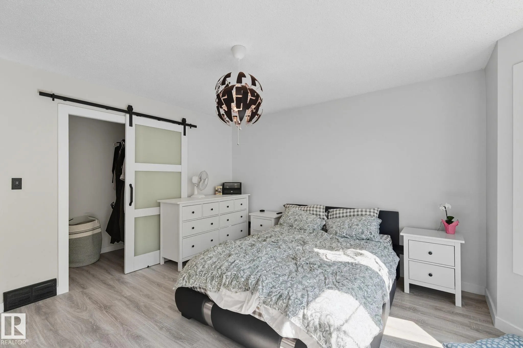 1986 Tomlinson Green