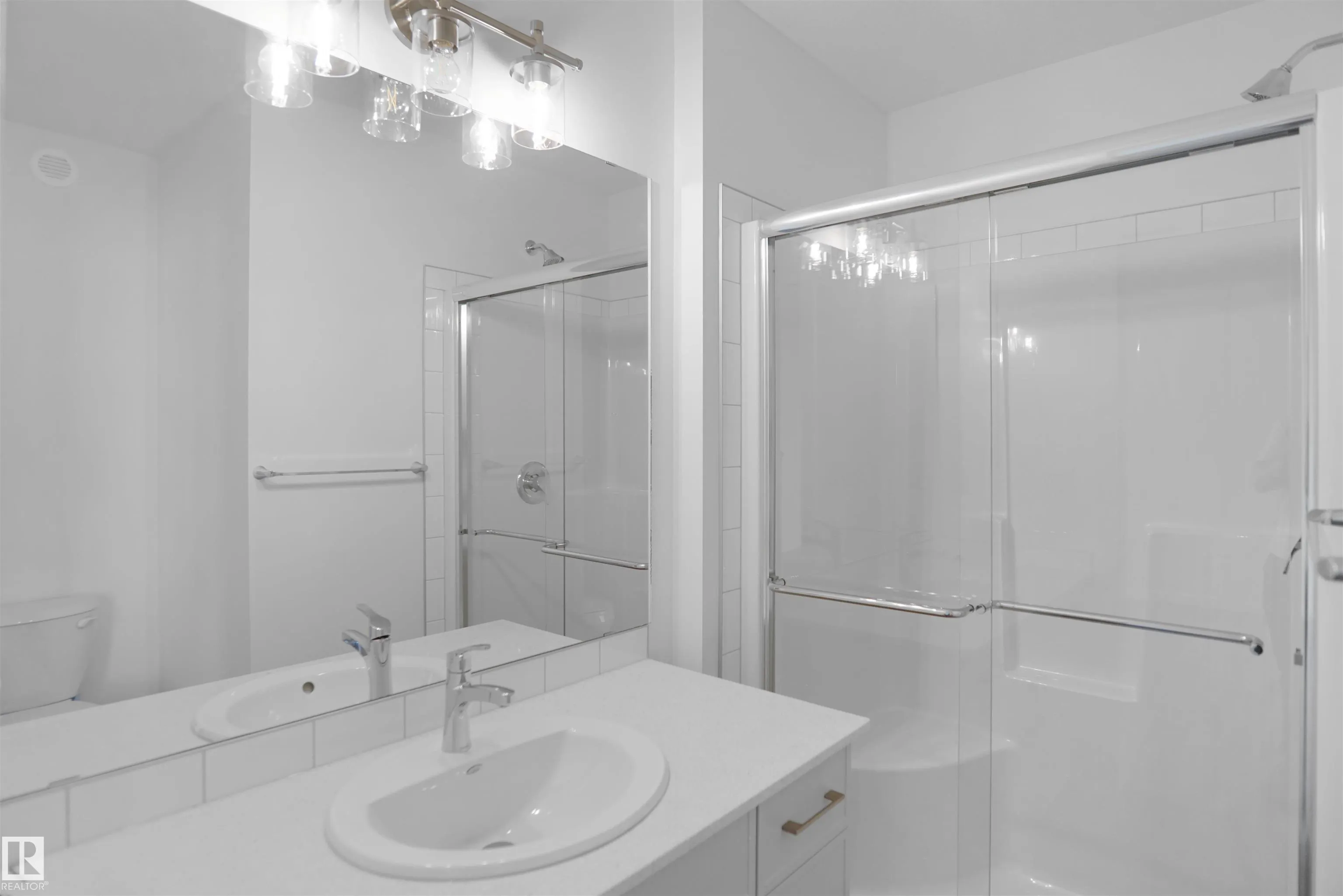 1025 Secord Promenade