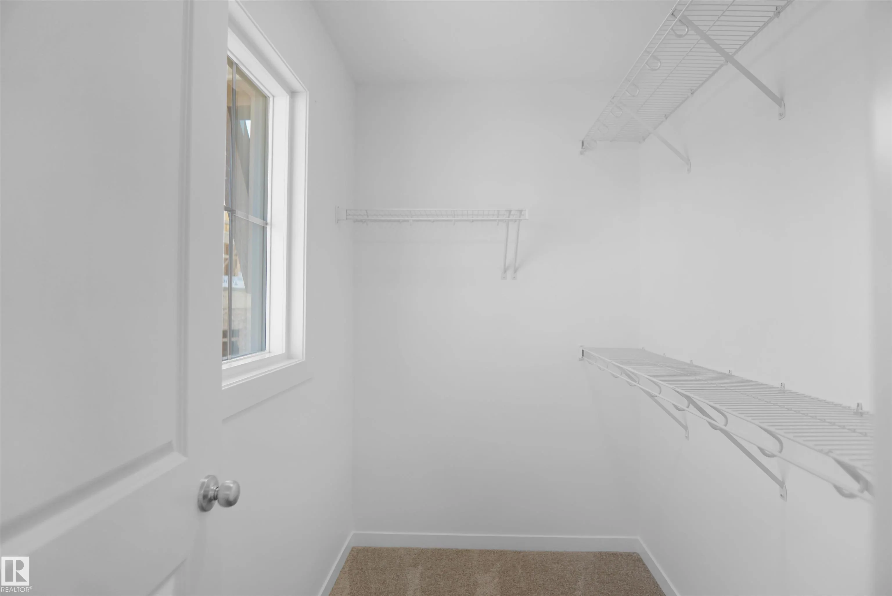 1025 Secord Promenade