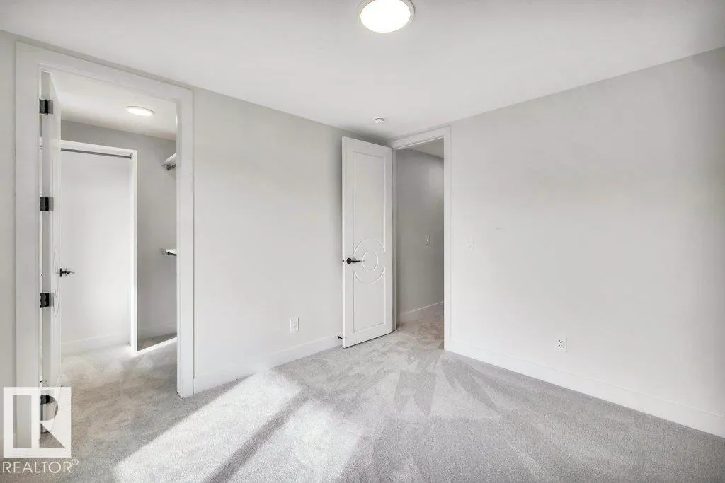 68 Eldridge Point(e)