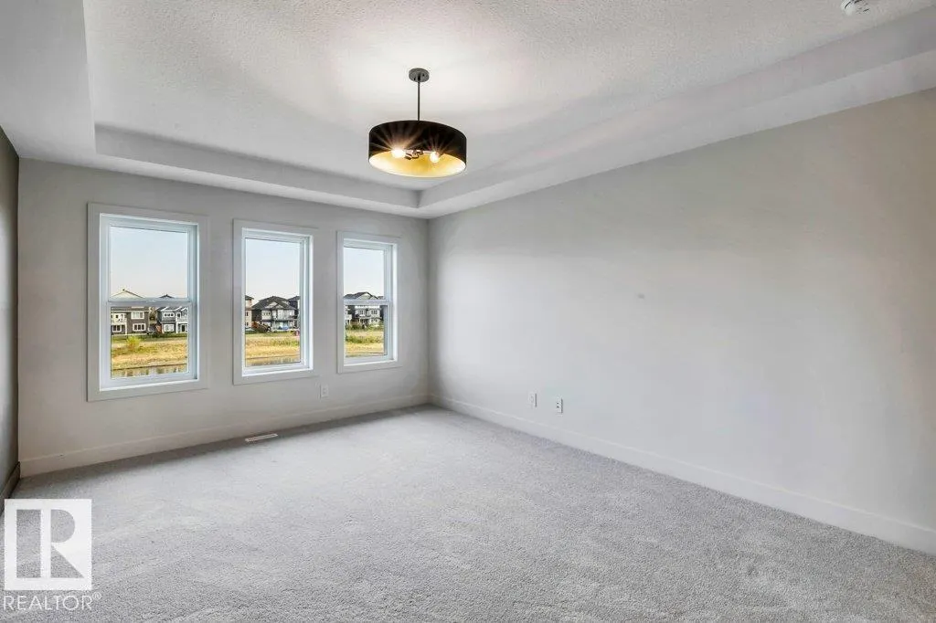 68 Eldridge Point(e)