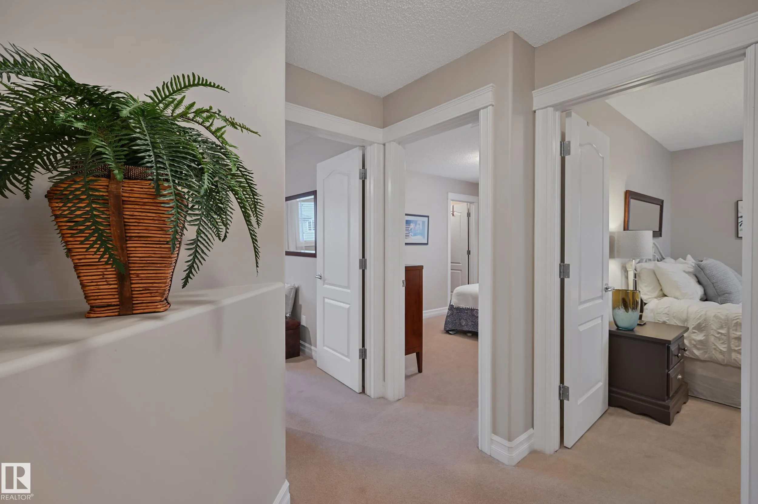 7 SPRING GROVE Crescent