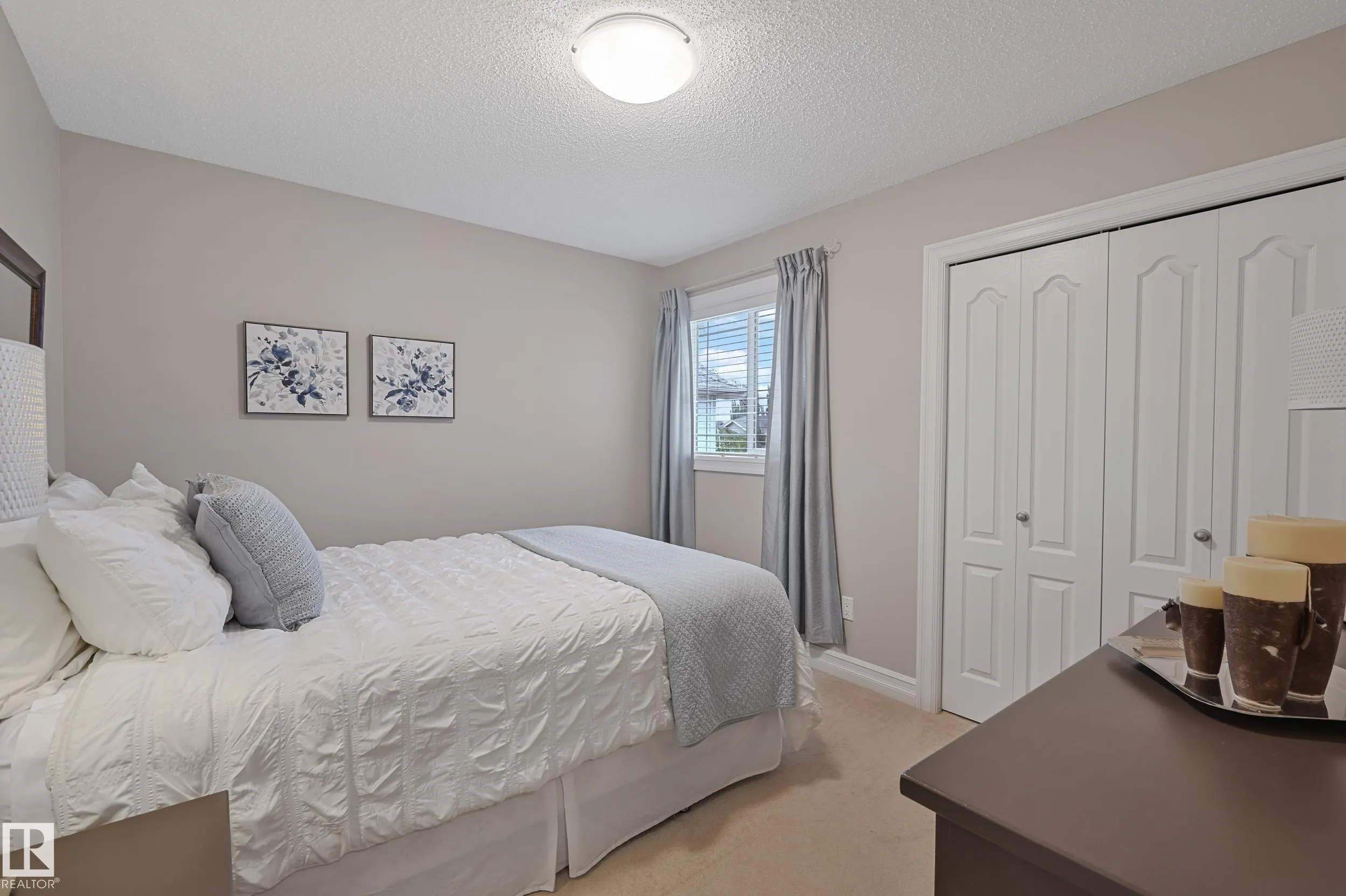 7 SPRING GROVE Crescent