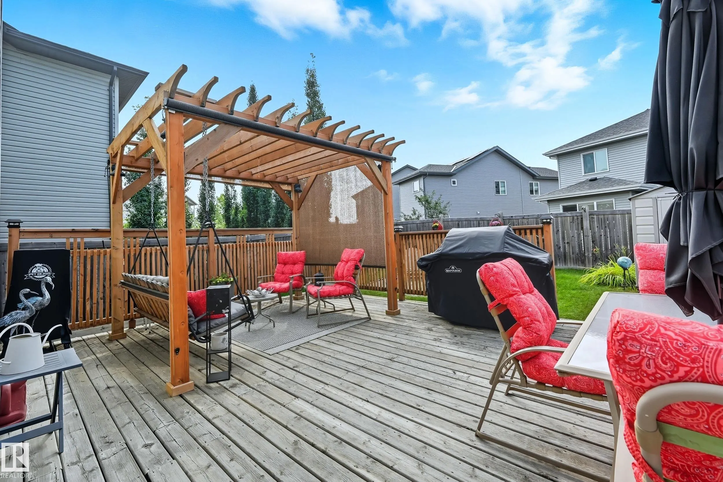 7 SPRING GROVE Crescent