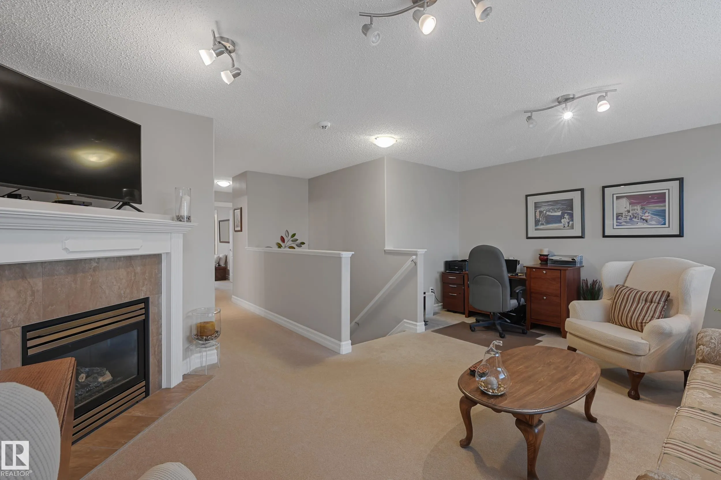 7 SPRING GROVE Crescent