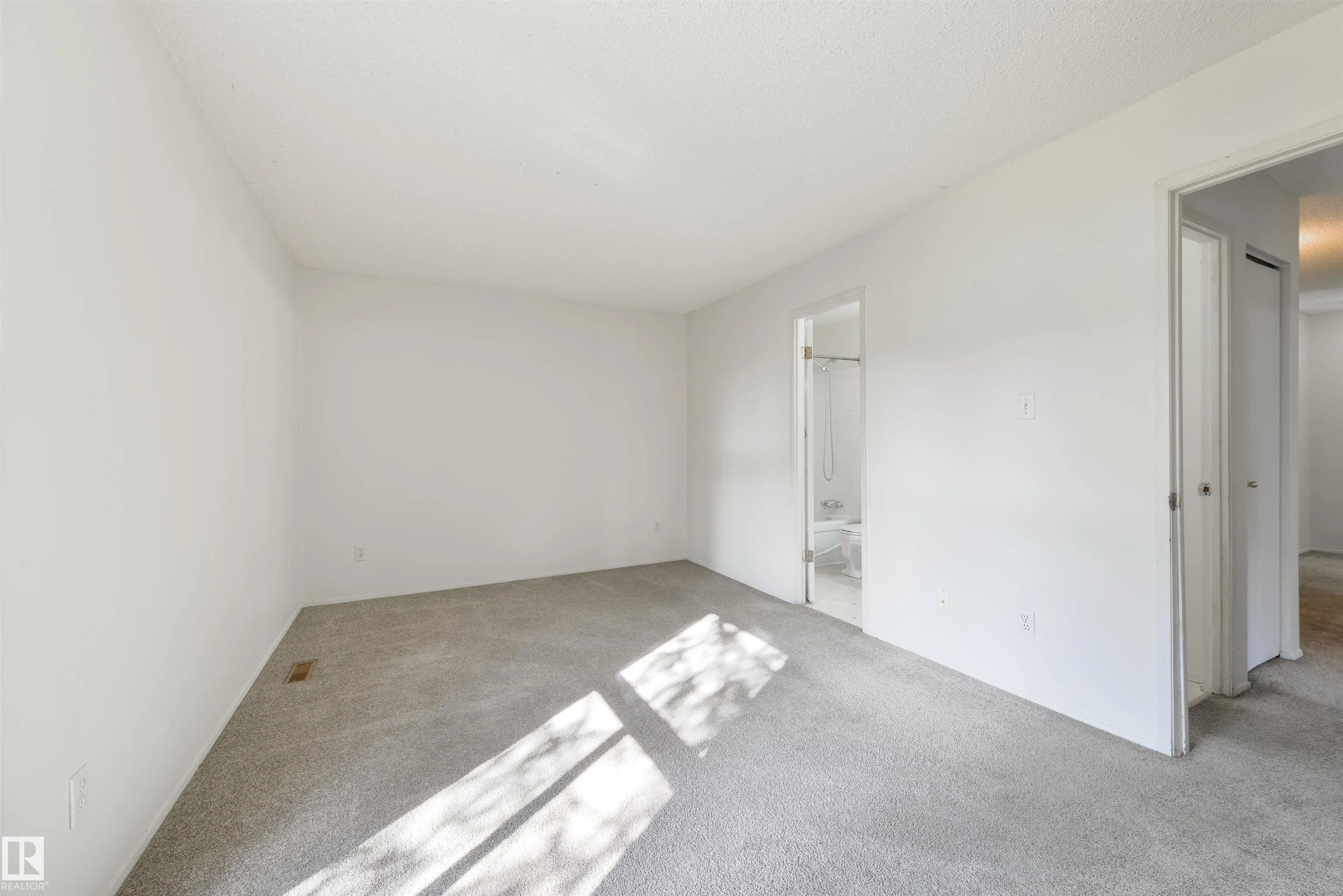 3111 142 Avenue