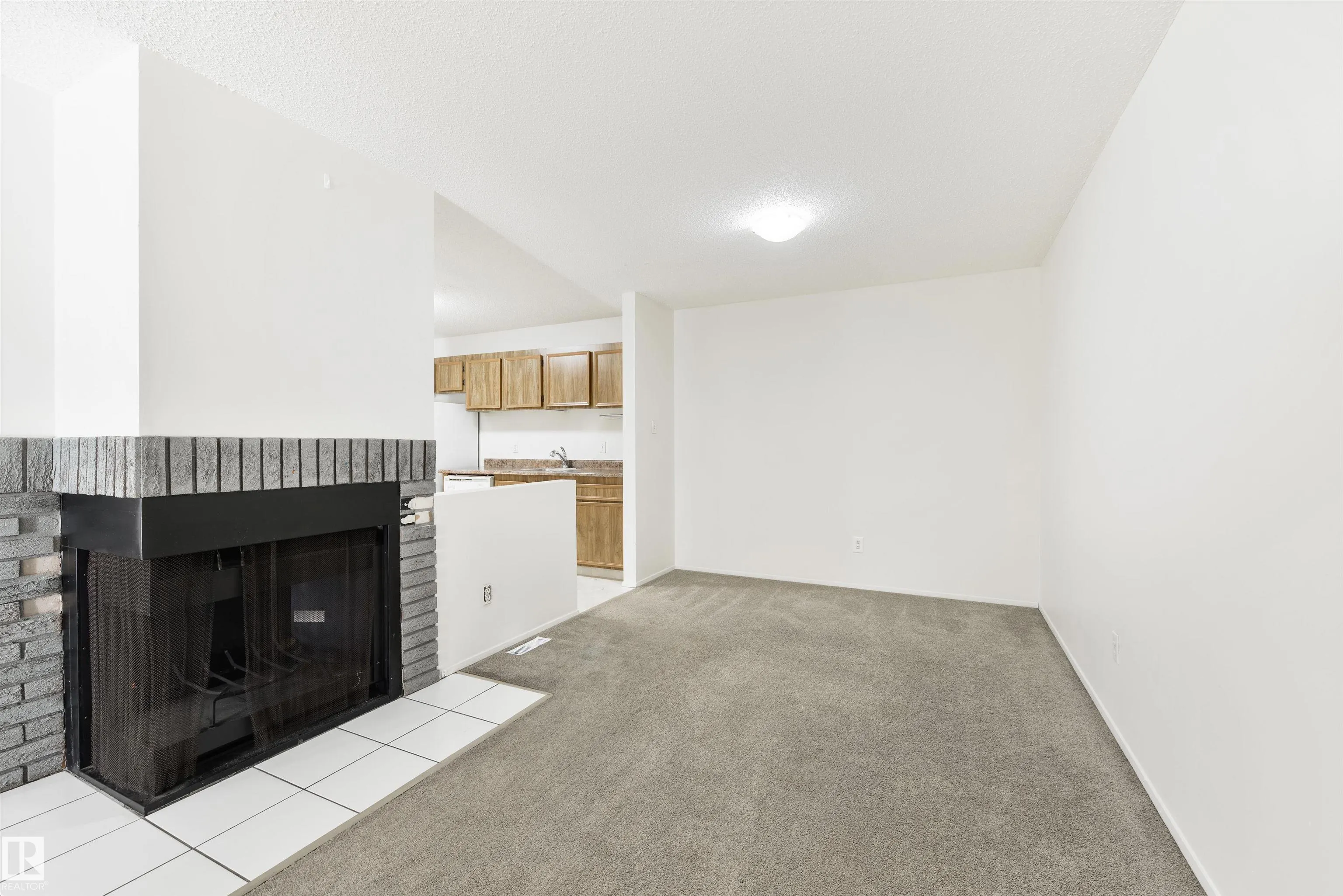 3111 142 Avenue