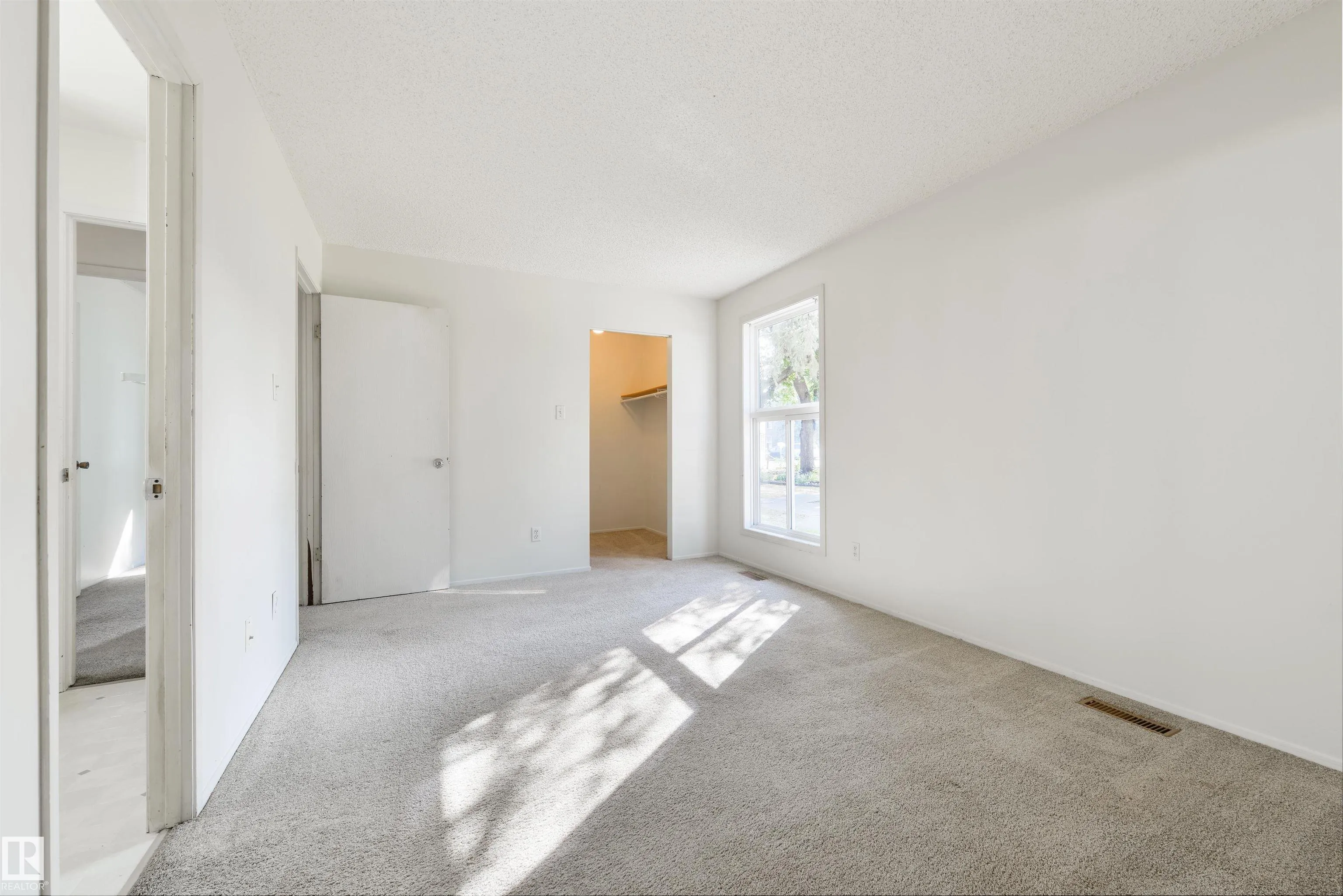 3111 142 Avenue