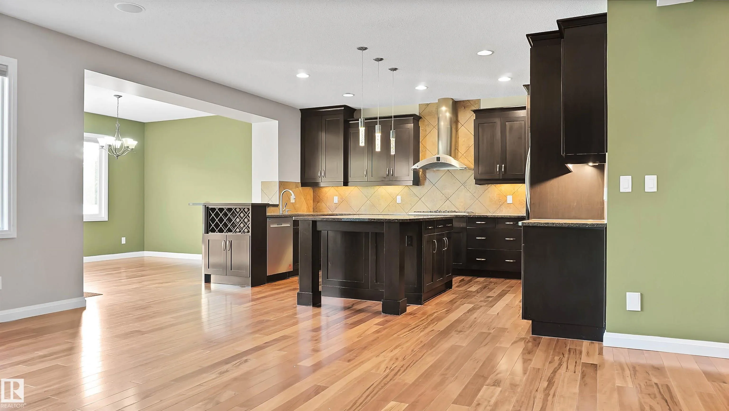5168 SUNVIEW Drive