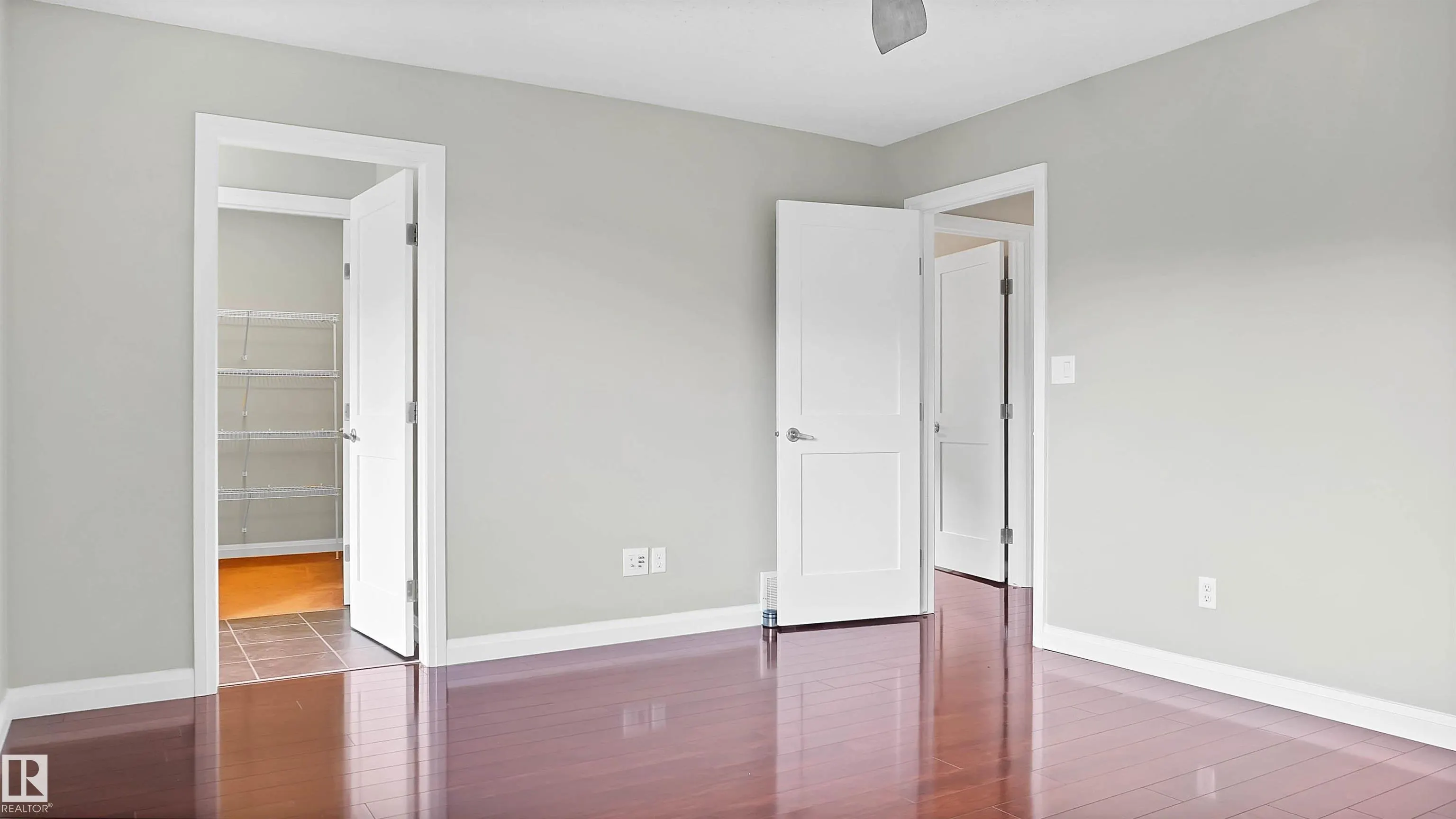 5168 SUNVIEW Drive