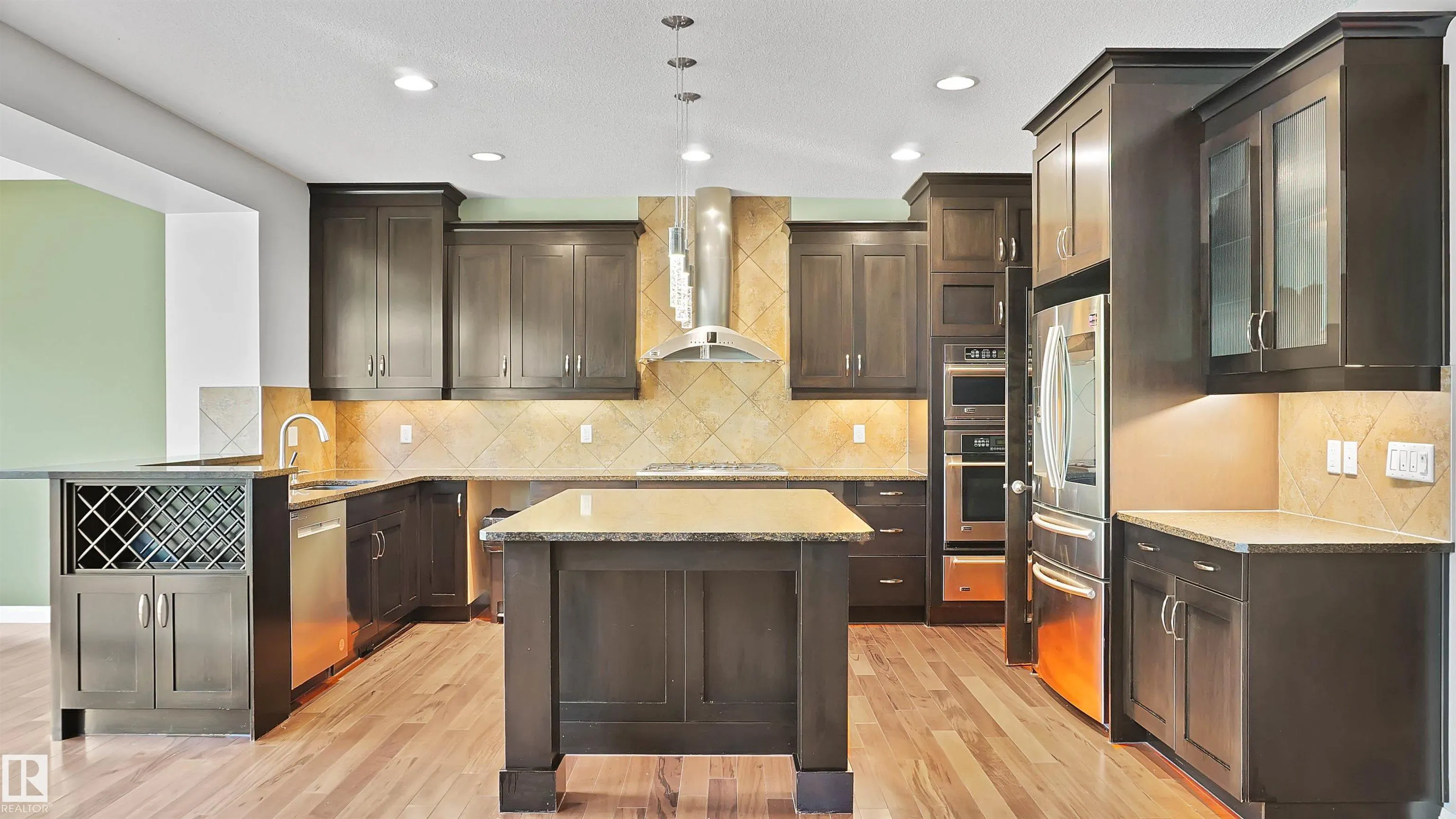 5168 SUNVIEW Drive