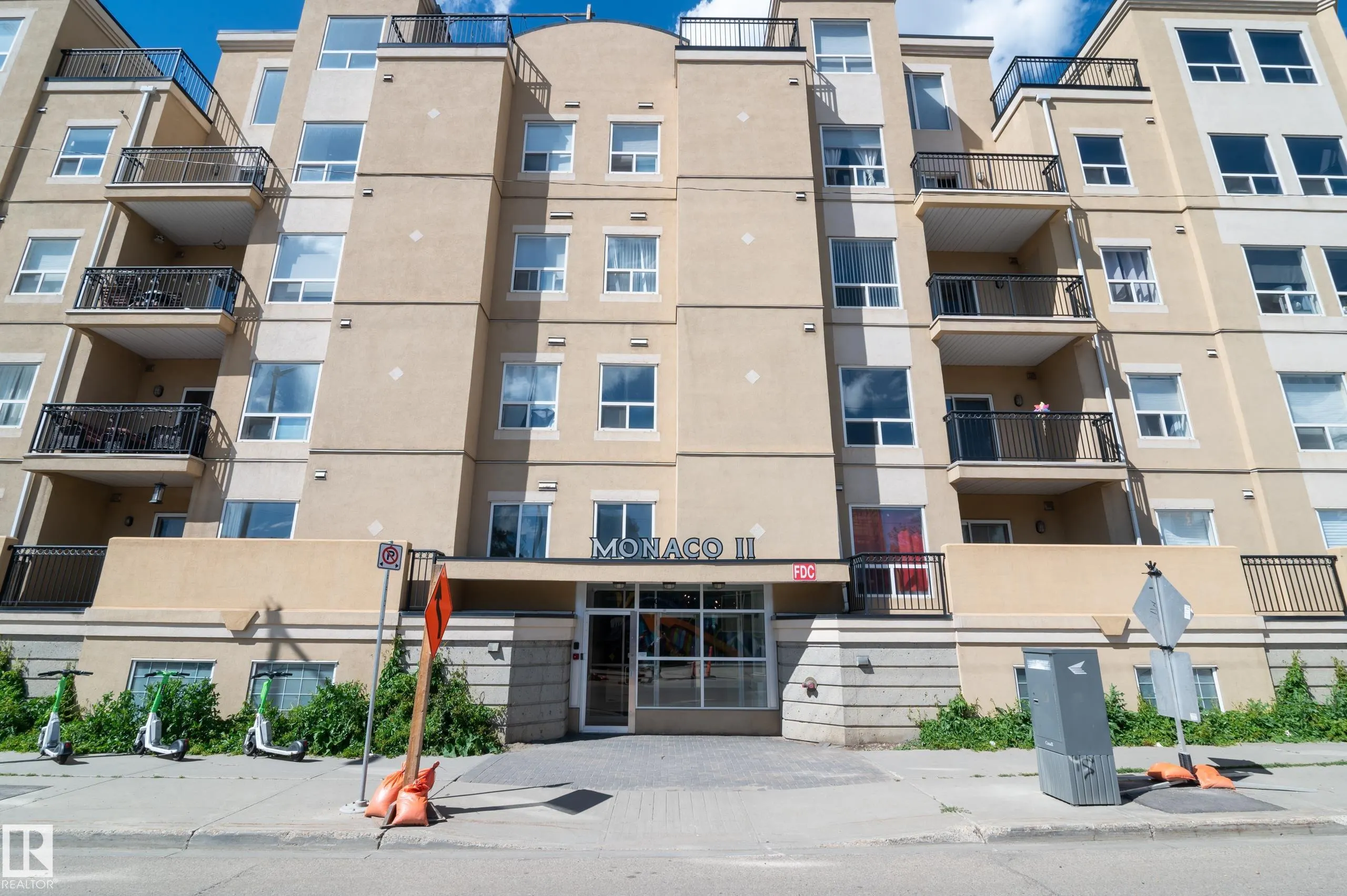 10606 102 Avenue