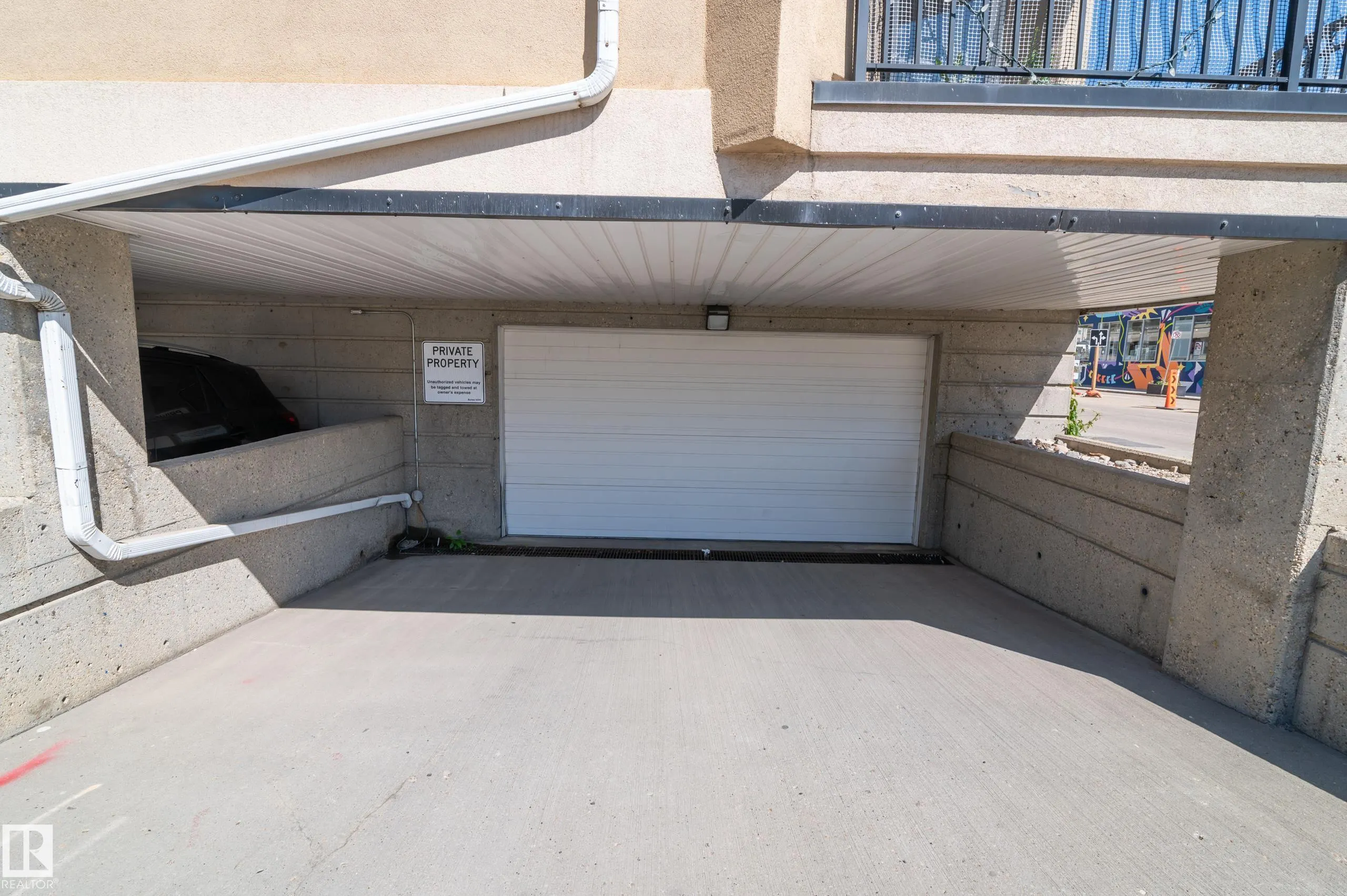 10606 102 Avenue