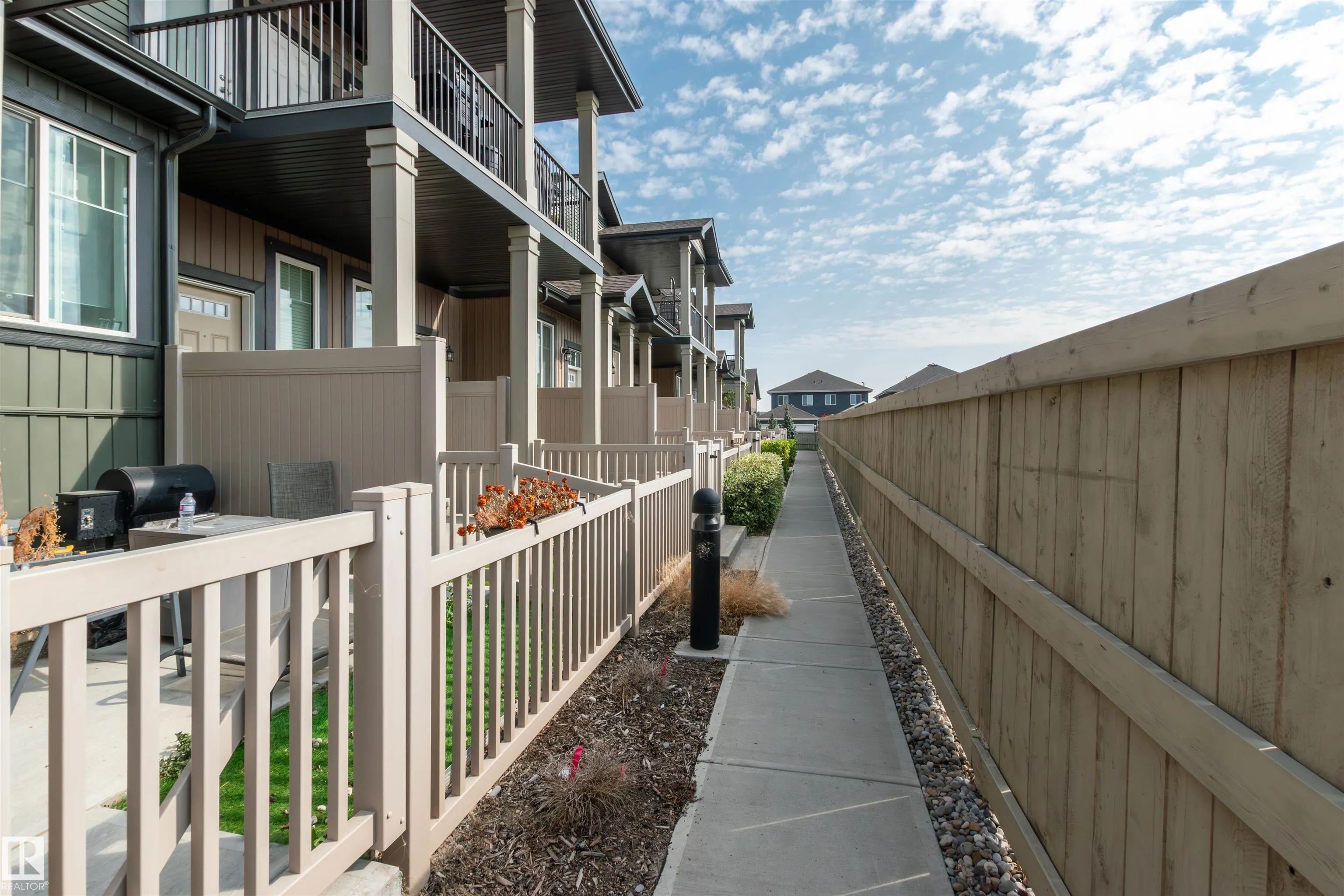 3305 ORCHARDS LINK Link