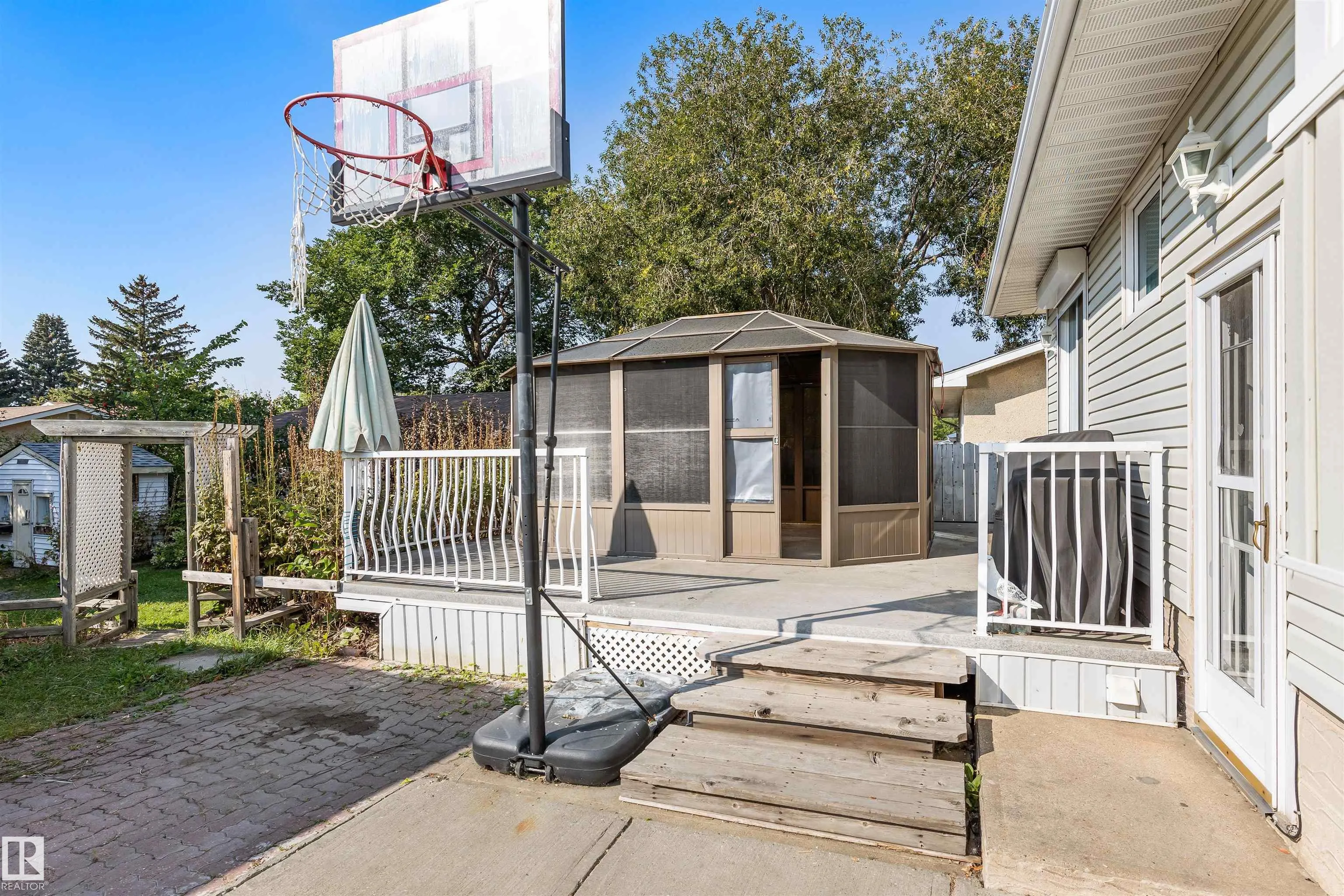 26 PEACOCK Drive