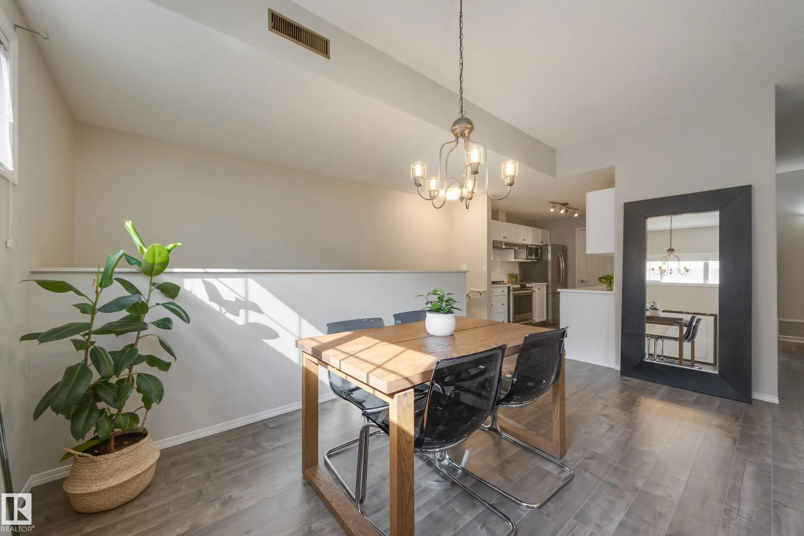 1179 SUMMERSIDE Drive