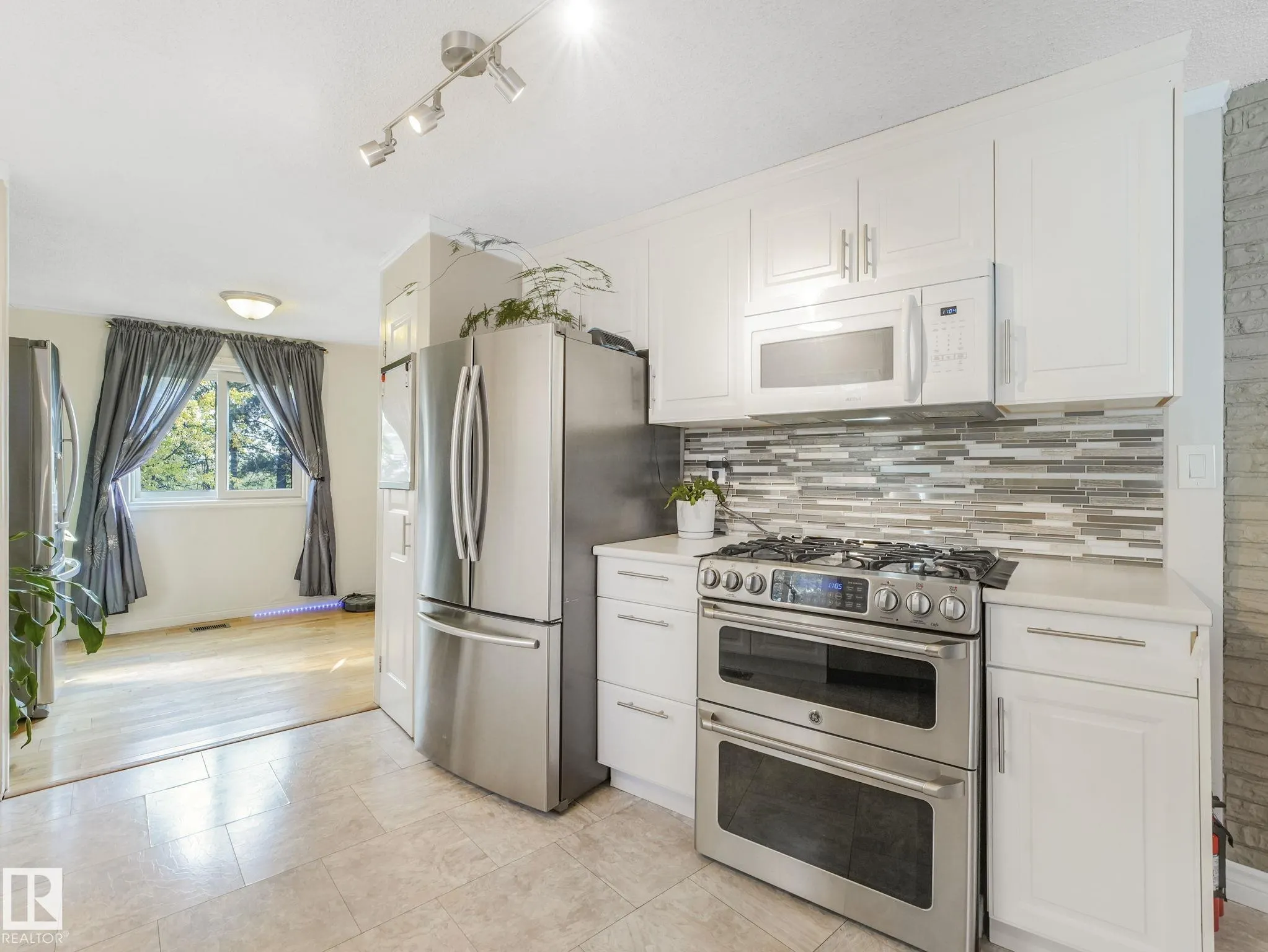 54534 RGE RD 215