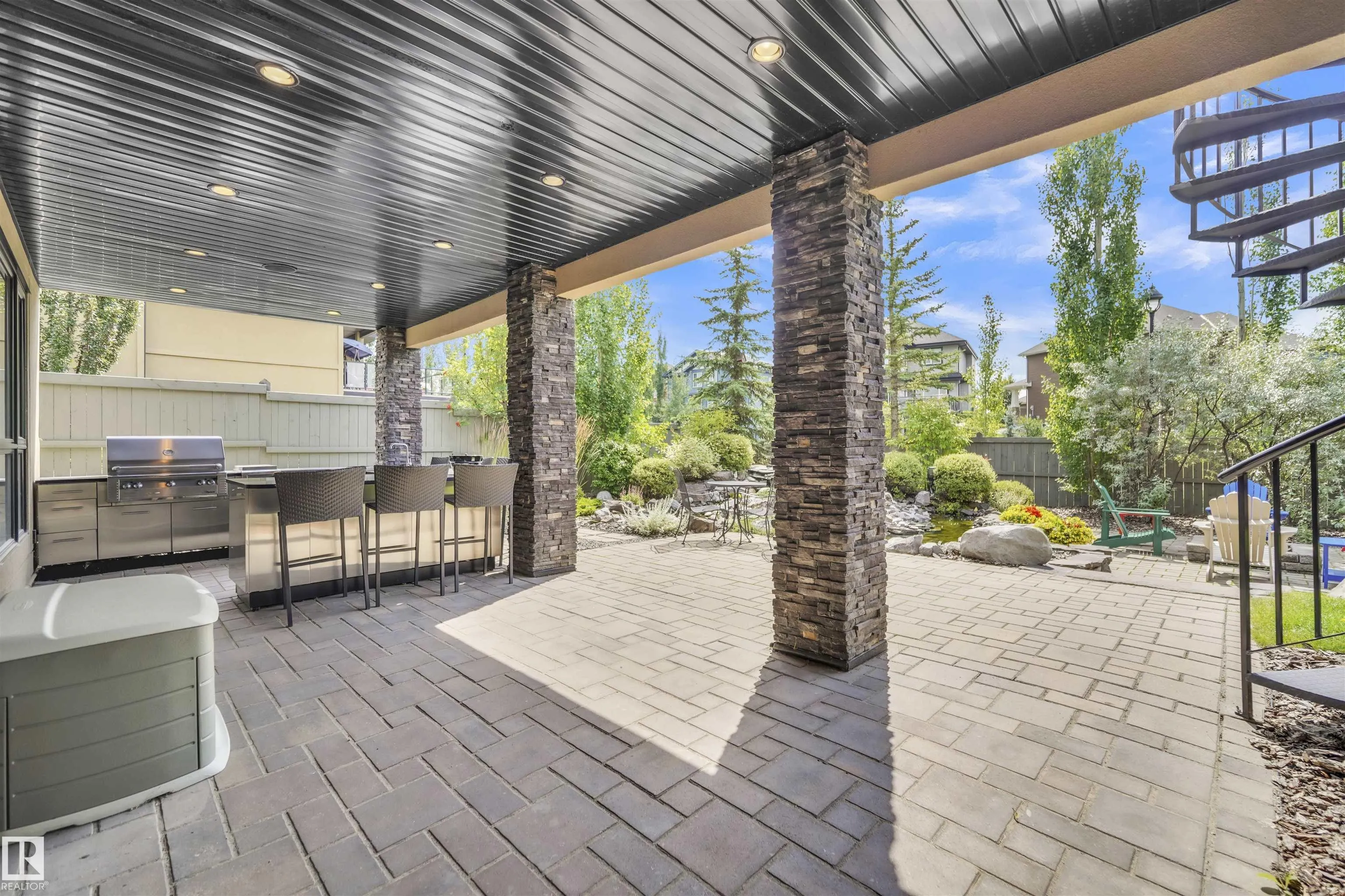 4727 WOOLSEY Common