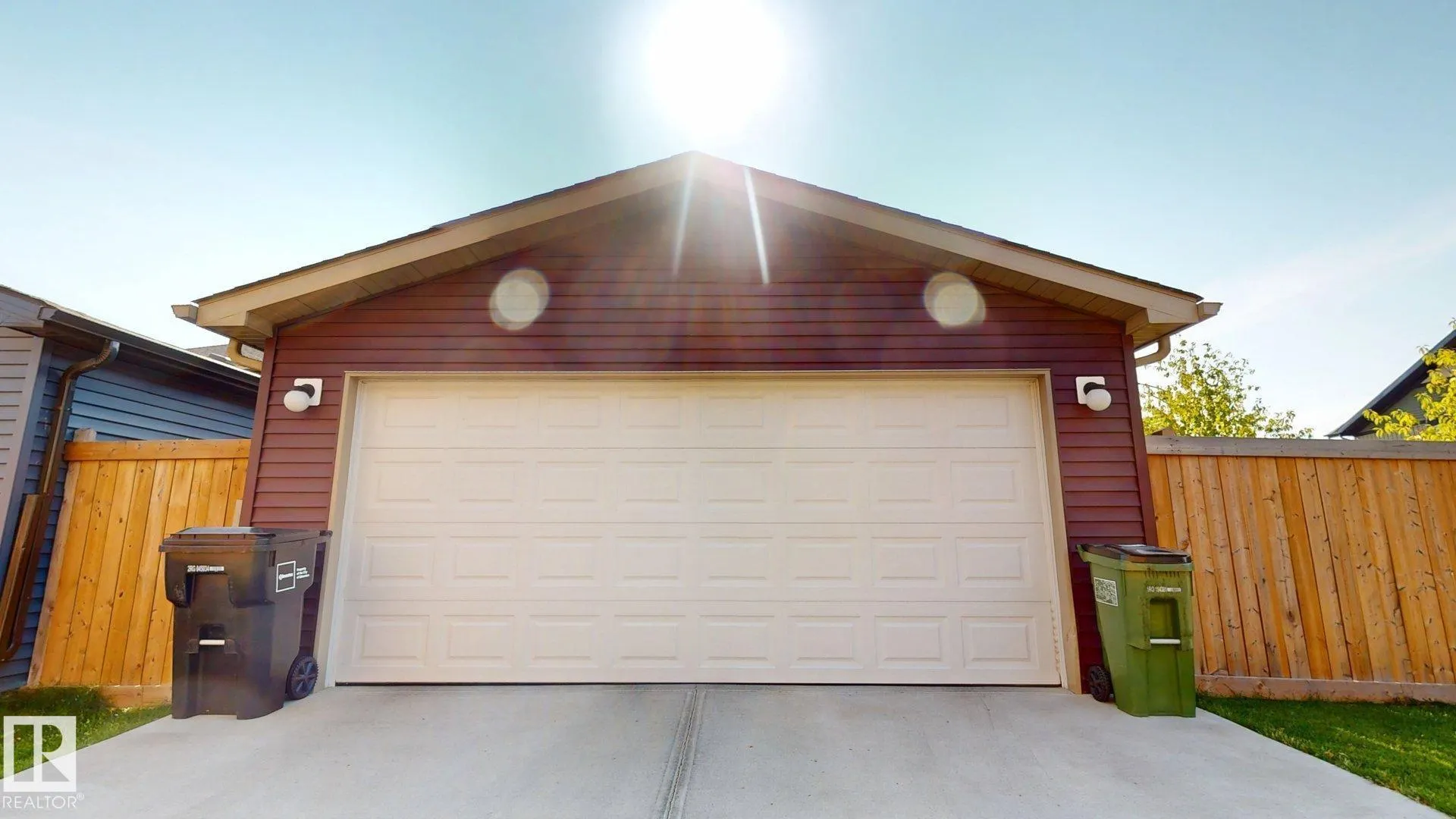 467 ORCHARDS Boulevard