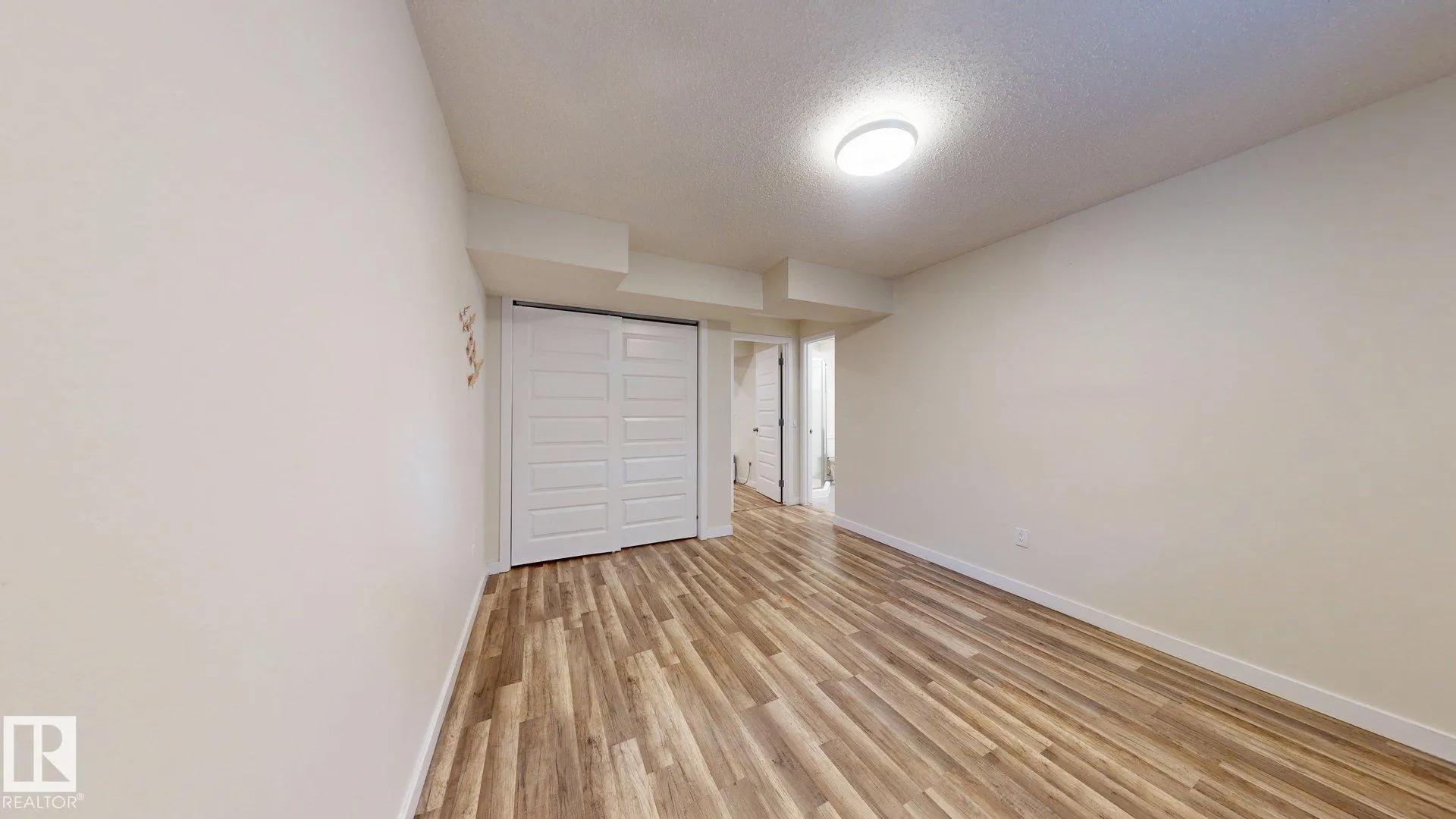 467 ORCHARDS Boulevard