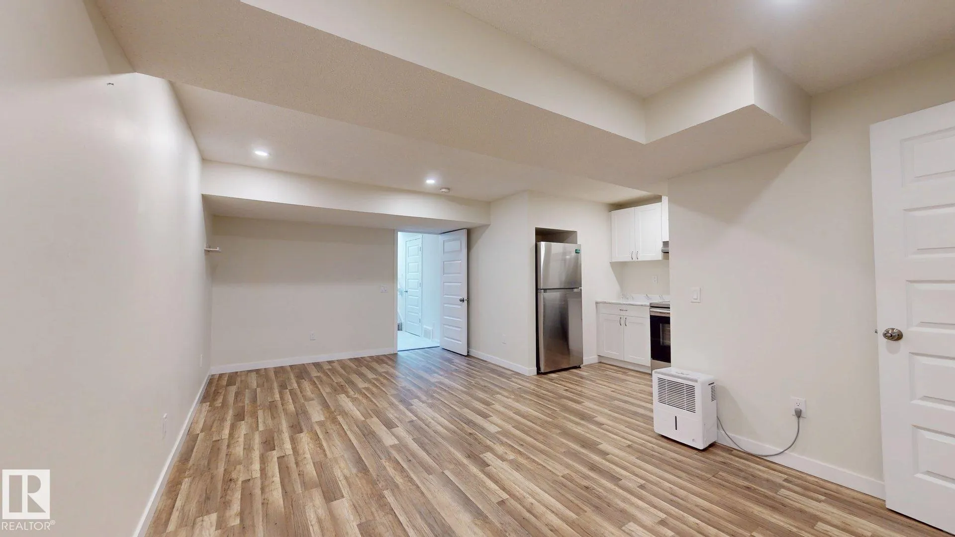 467 ORCHARDS Boulevard