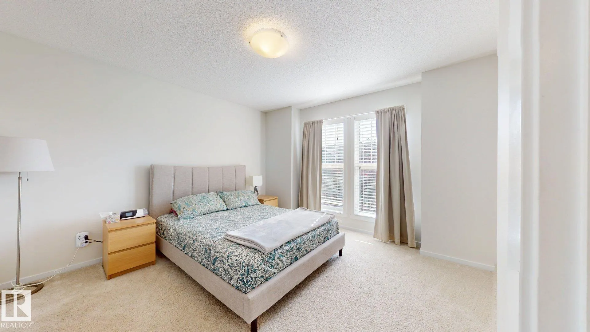 467 ORCHARDS Boulevard