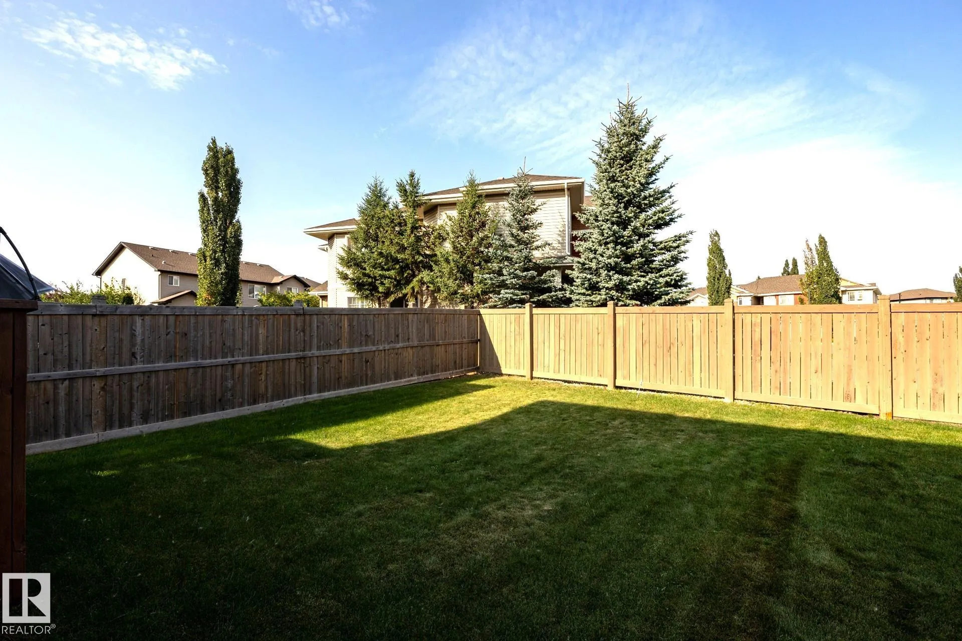 3010 HARVEY Crescent
