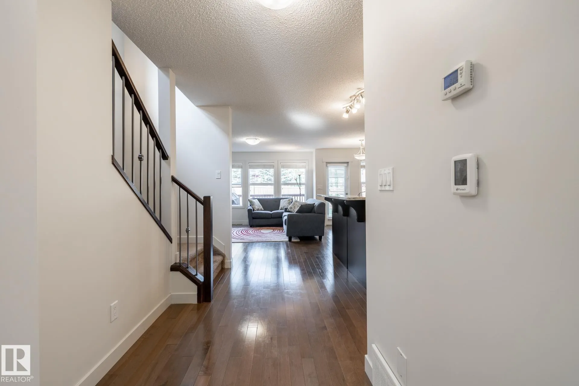 3010 HARVEY Crescent