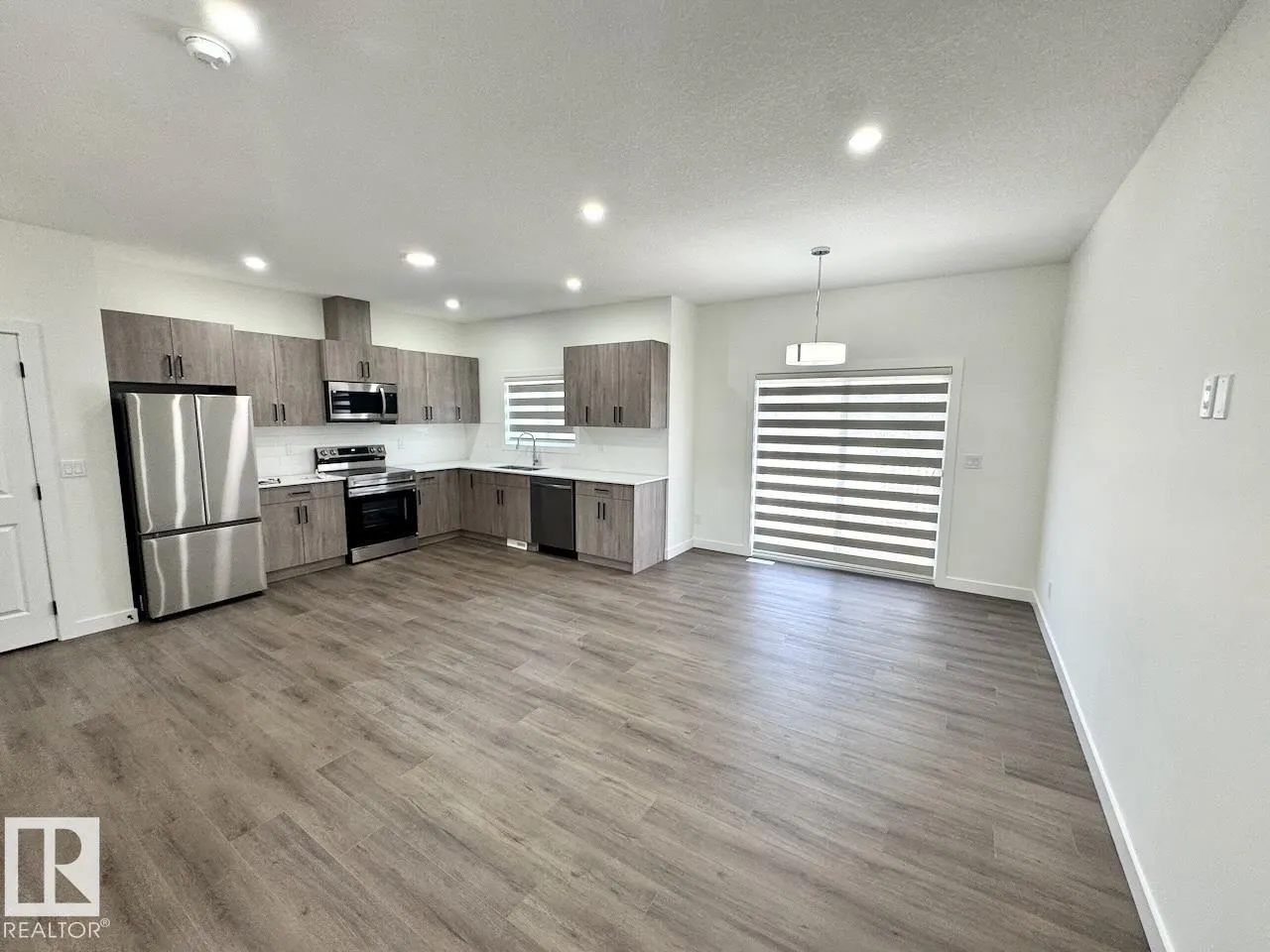 300 AWENTIA Drive