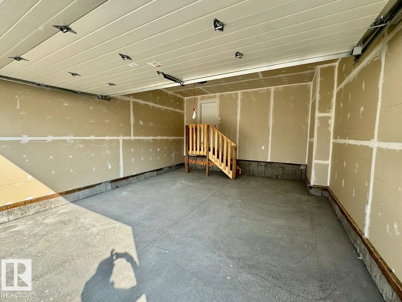 300 AWENTIA Drive