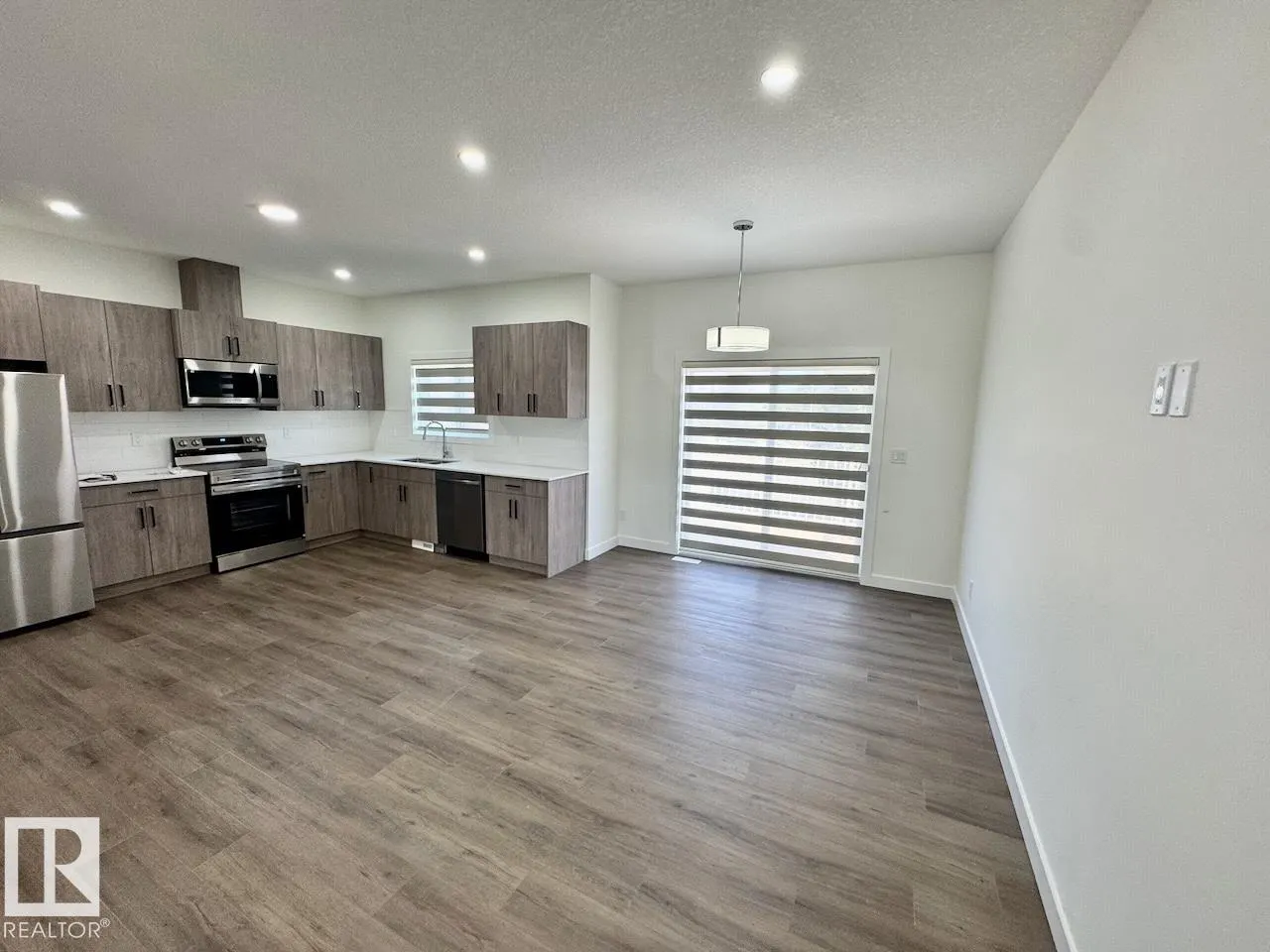 300 AWENTIA Drive