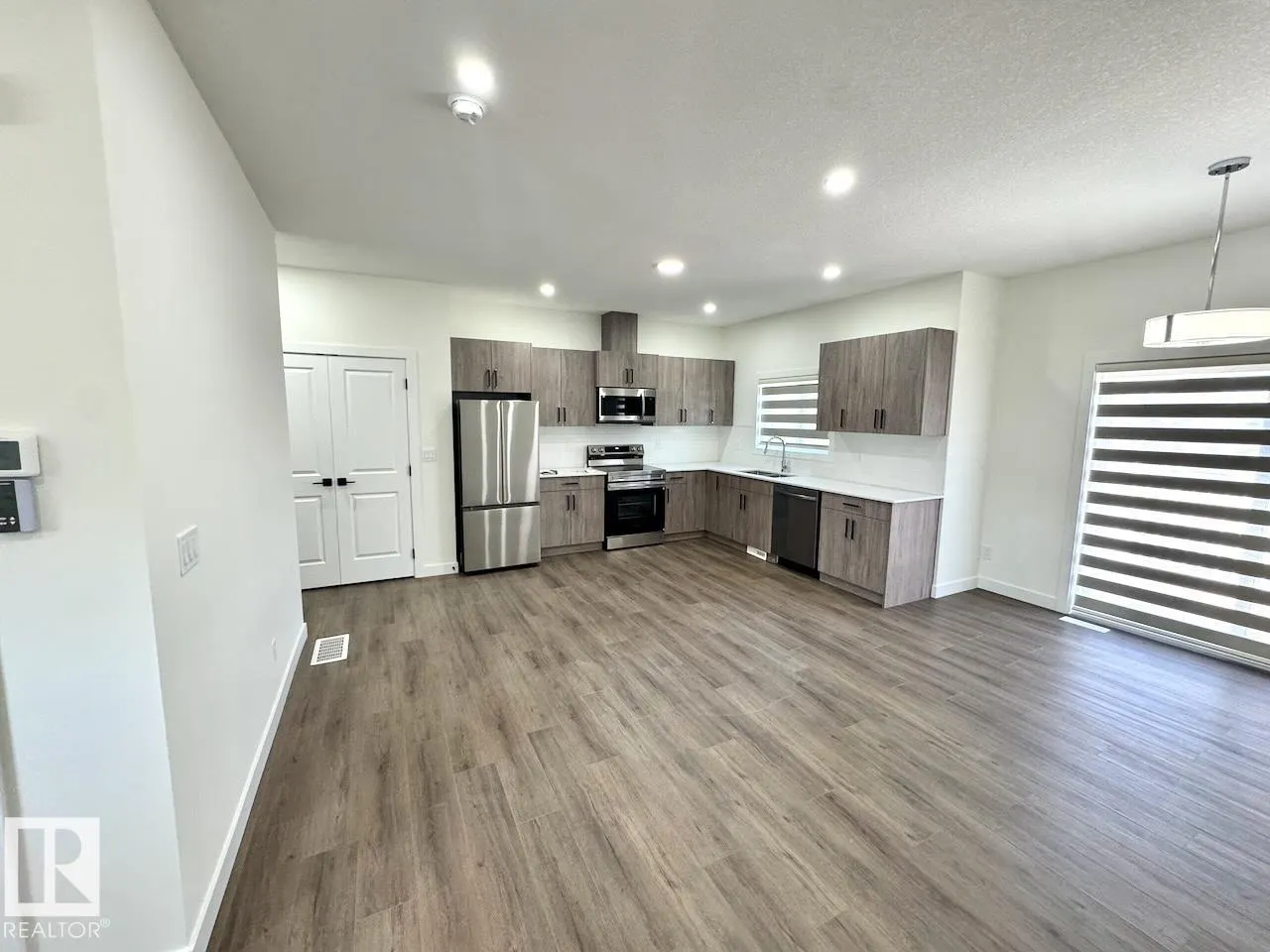300 AWENTIA Drive